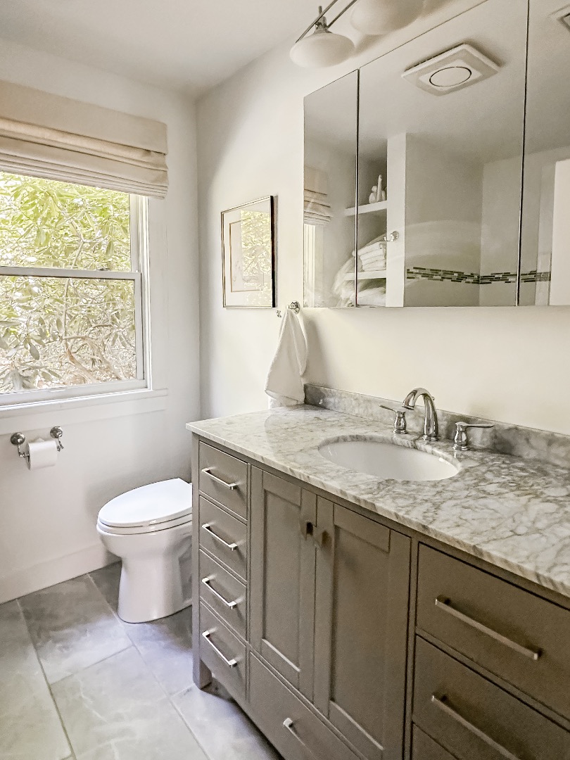 31 Josiah Sachem Way