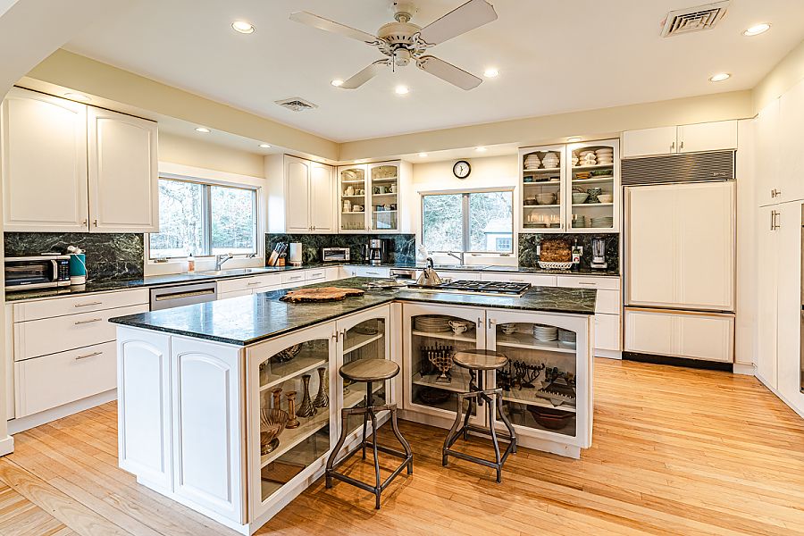 31 Josiah Sachem Way