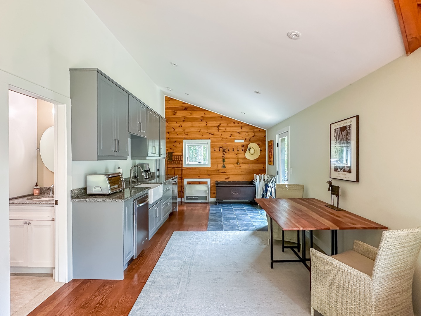 31 Josiah Sachem Way