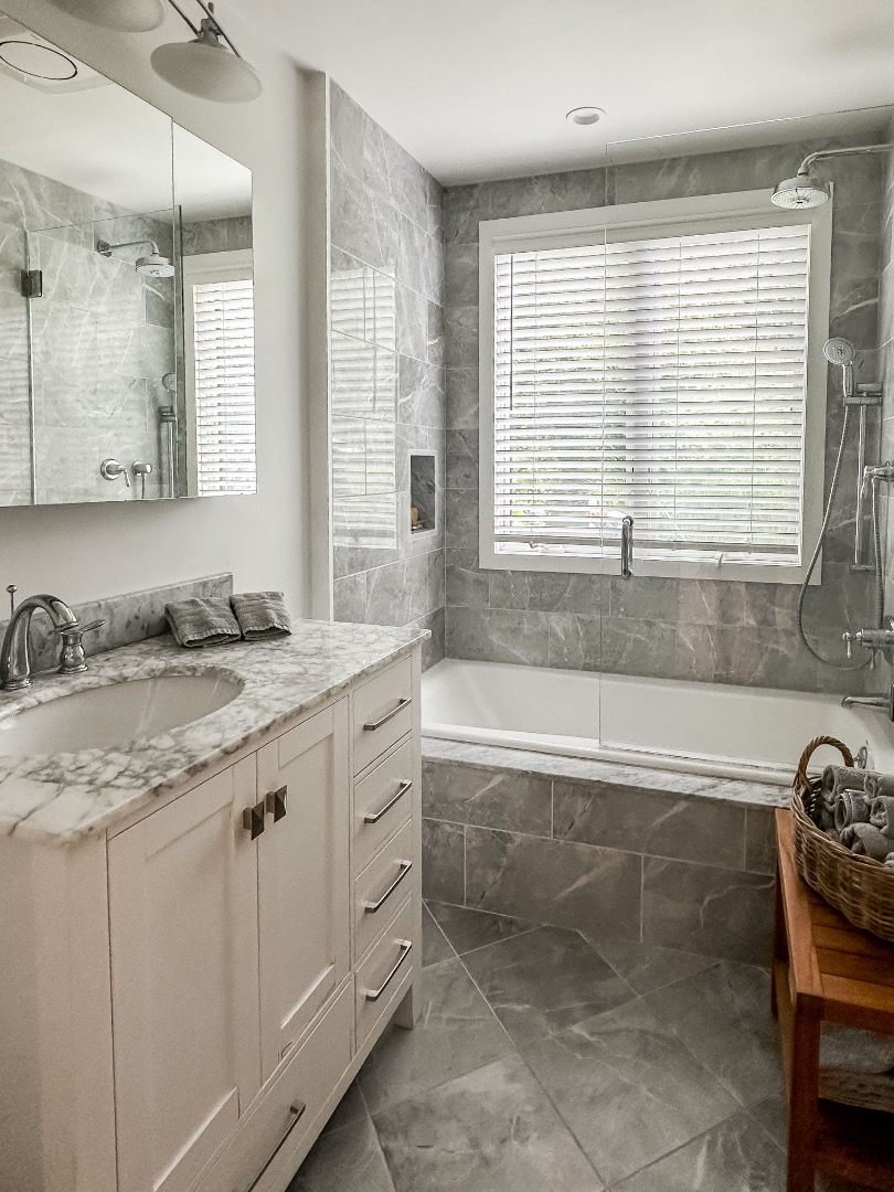 31 Josiah Sachem Way