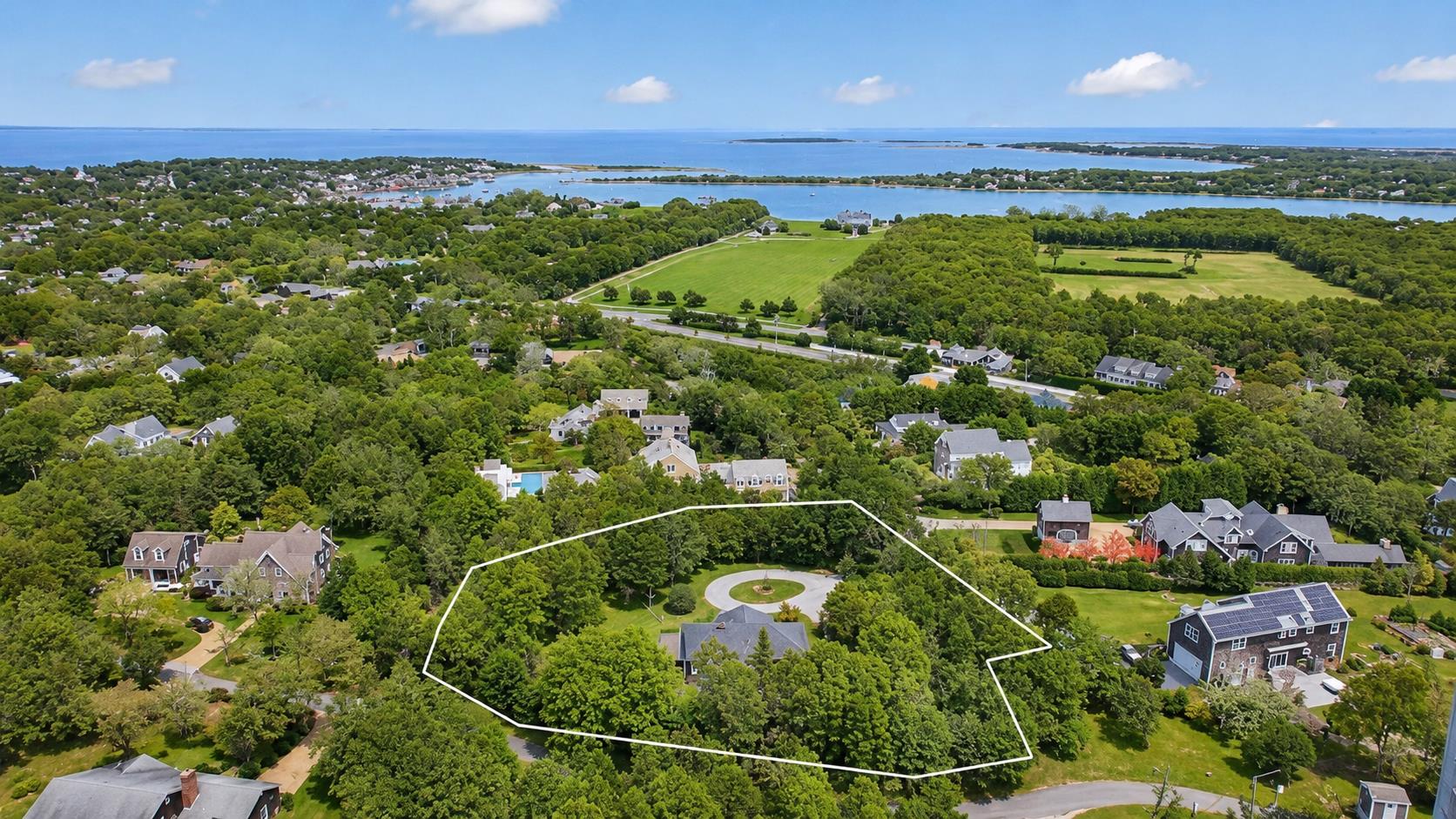 10 Peases Point Road
