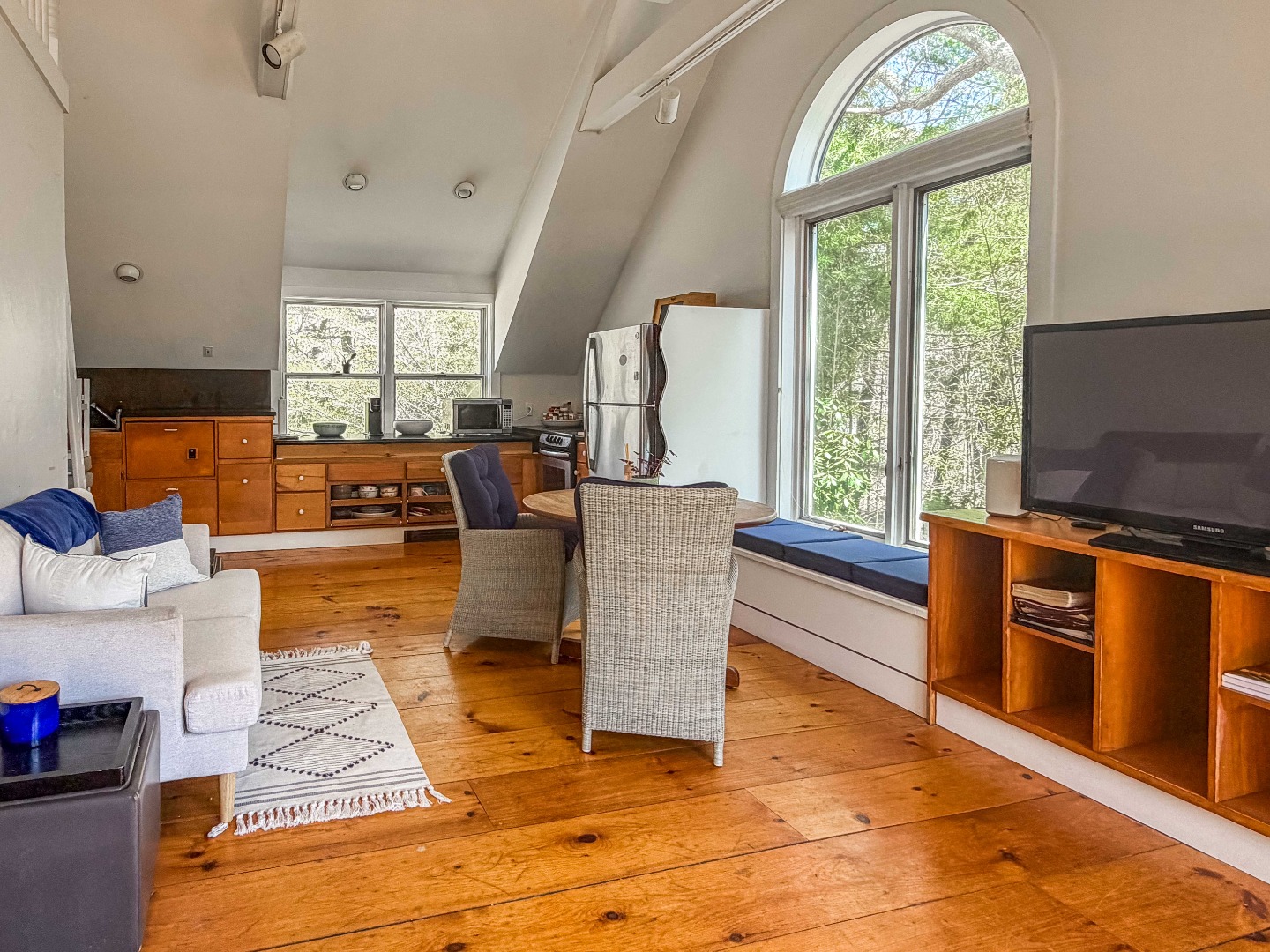 31 Josiah Sachem Way