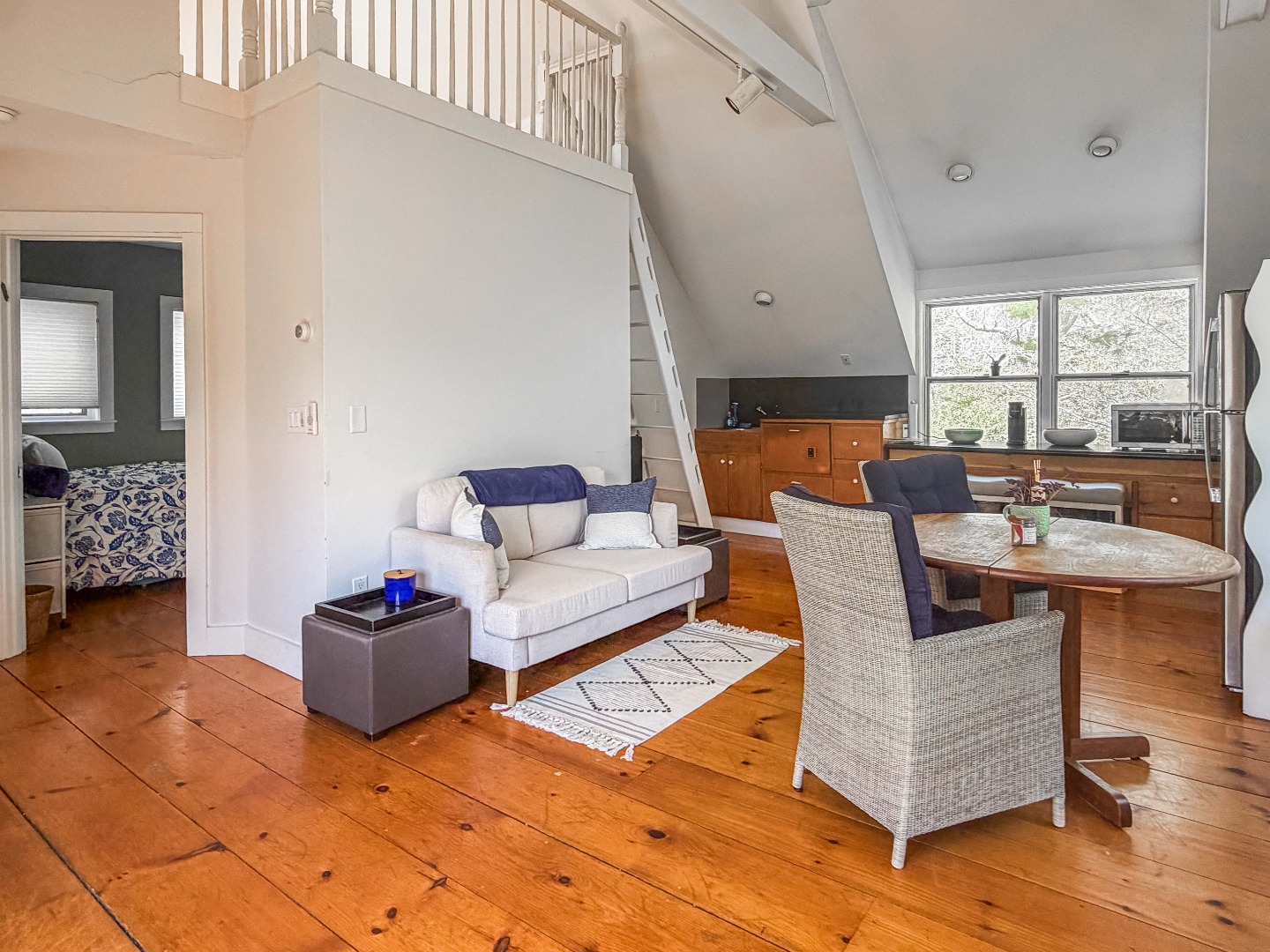31 Josiah Sachem Way