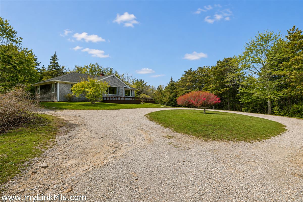 10 Pease Point Road