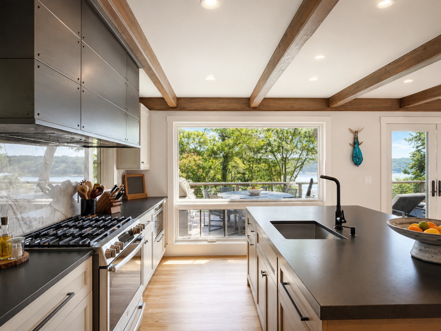 20 Sunnyside Ave