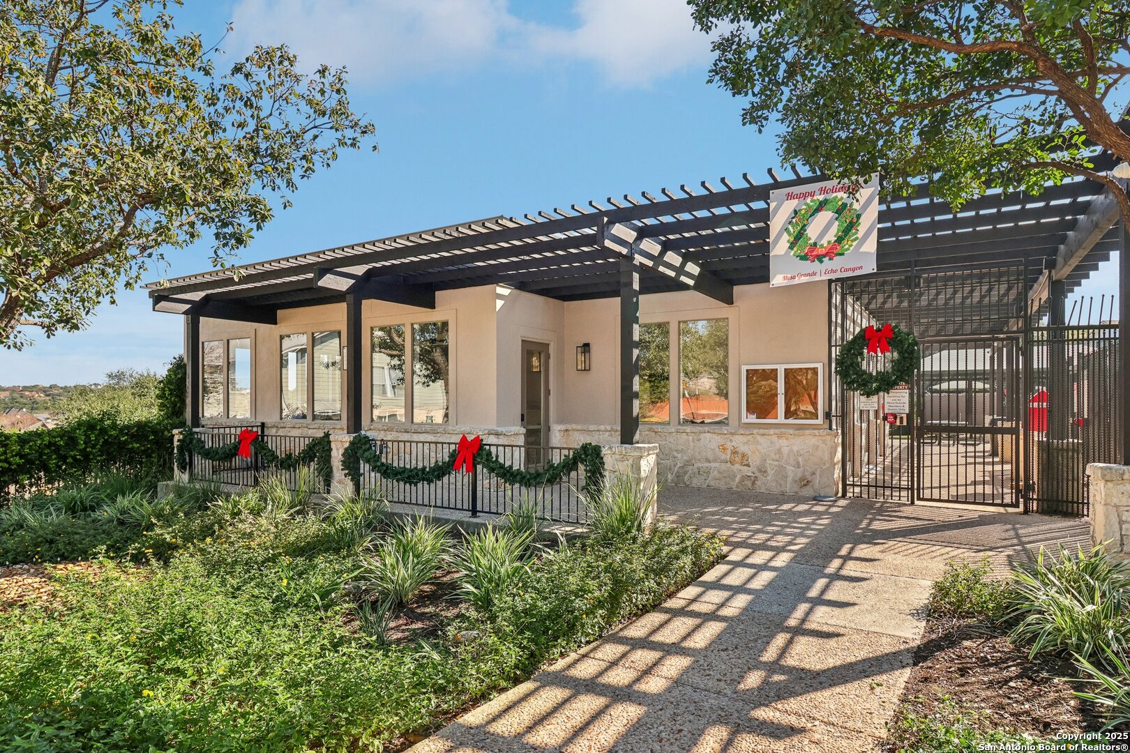 407 Mesa Cyn
