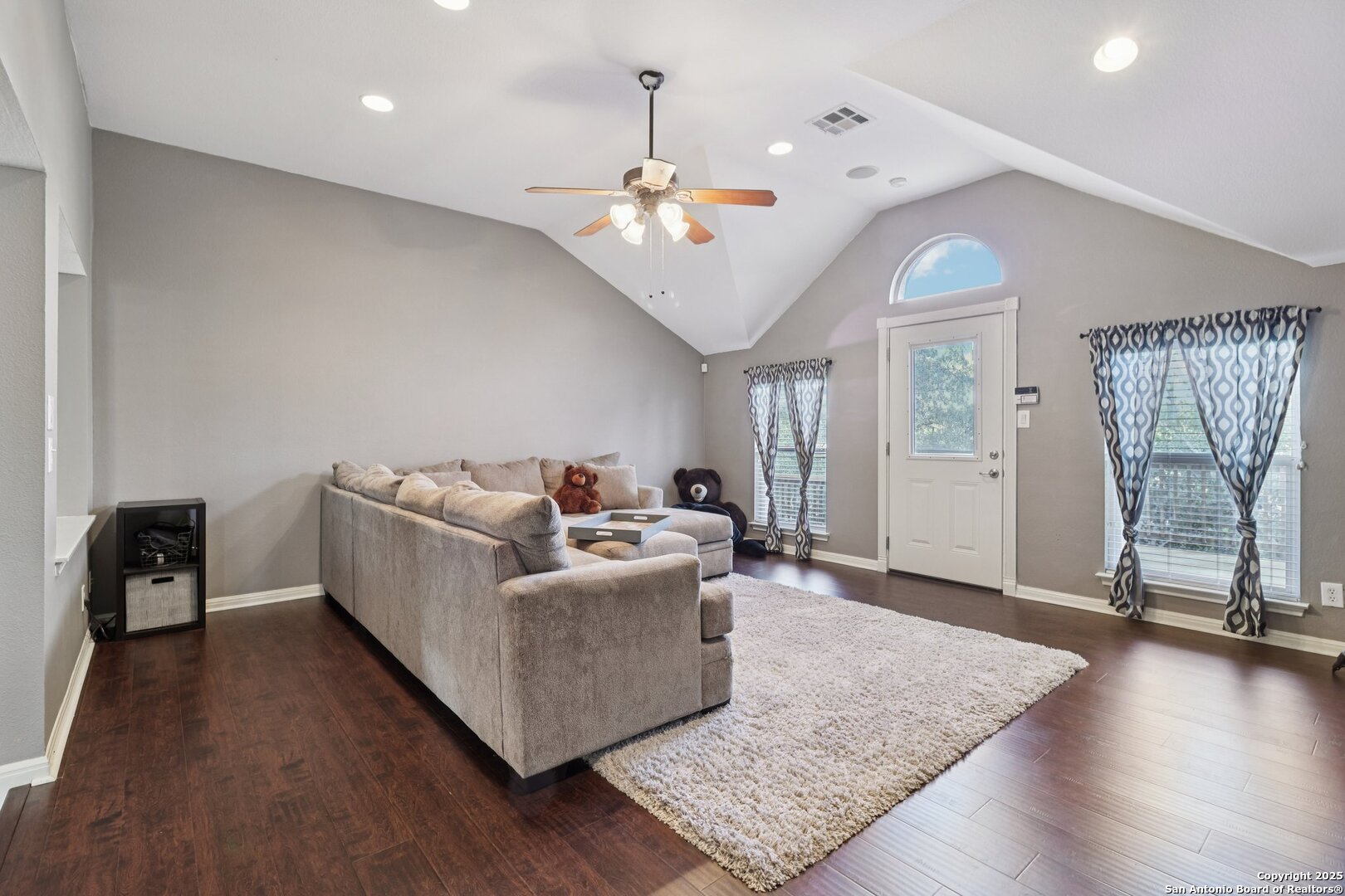 407 Mesa Cyn