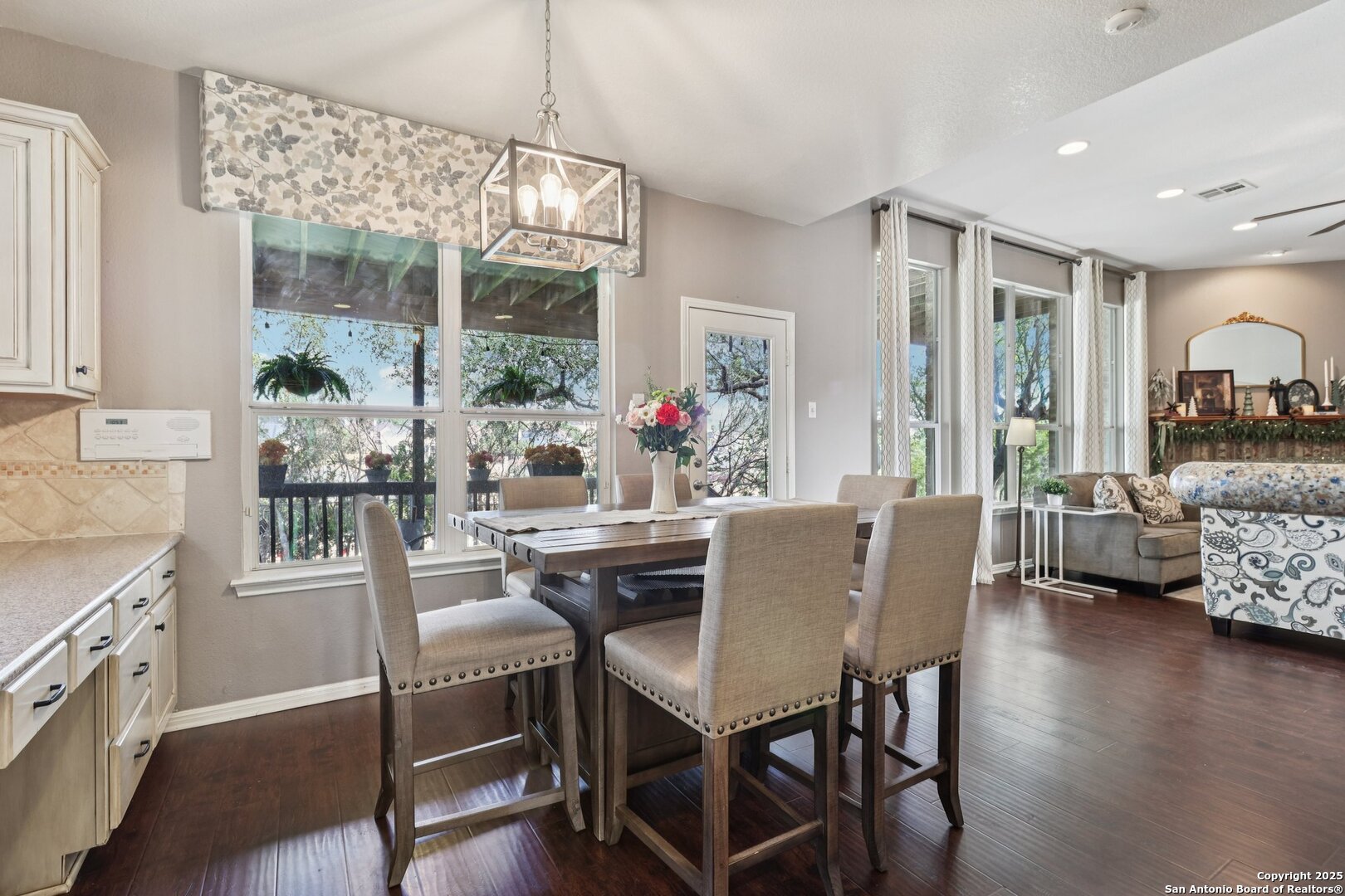 407 Mesa Cyn