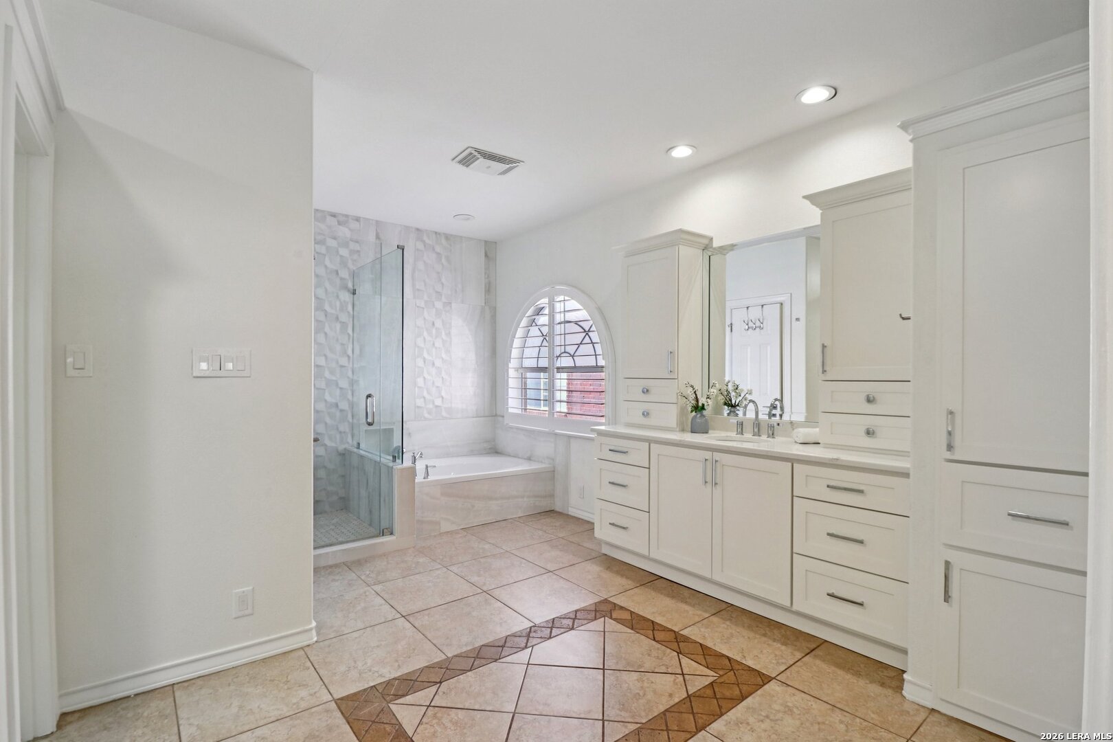 2811 MCCASKEY RIDGE