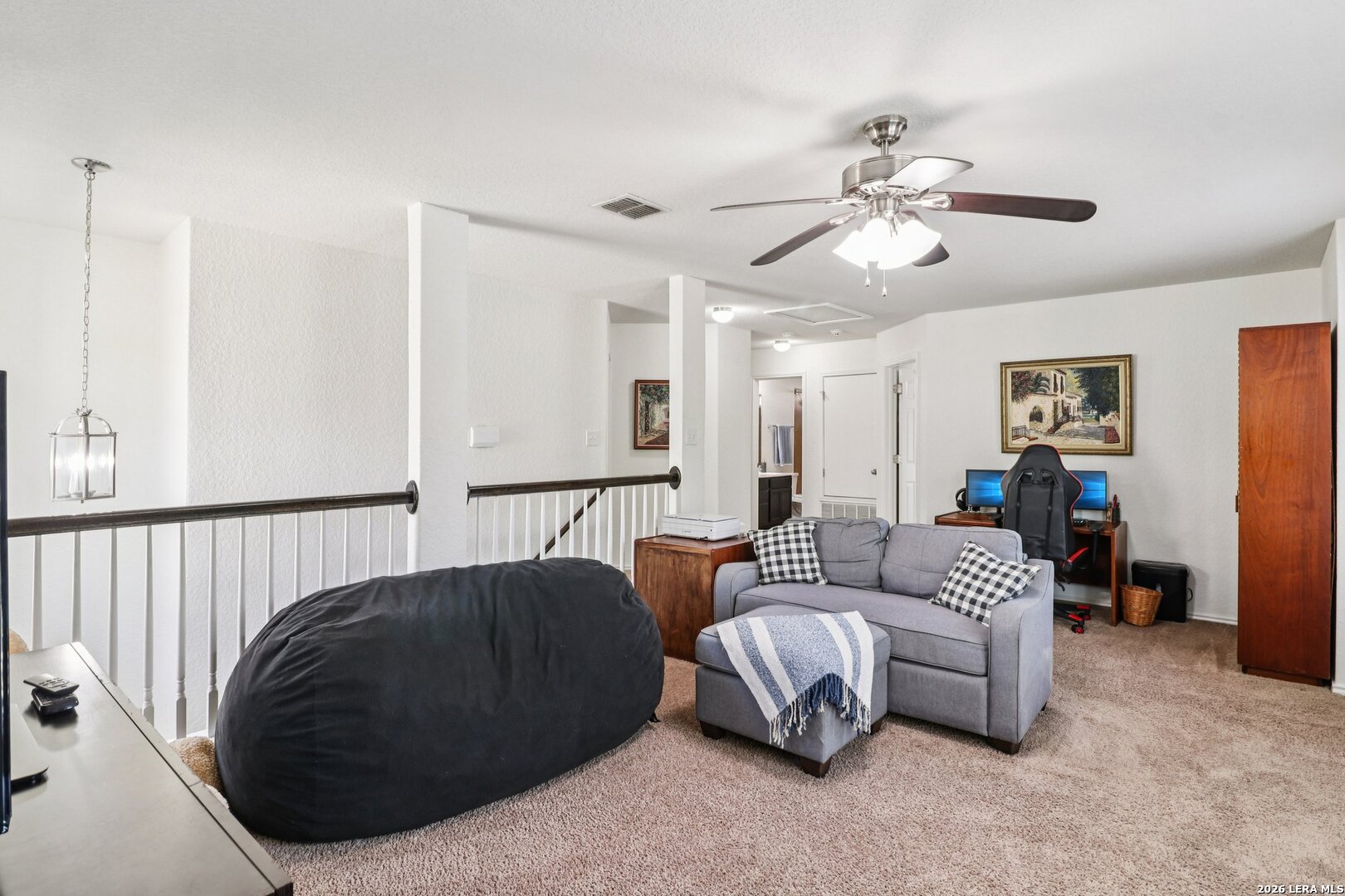 7018 Plains