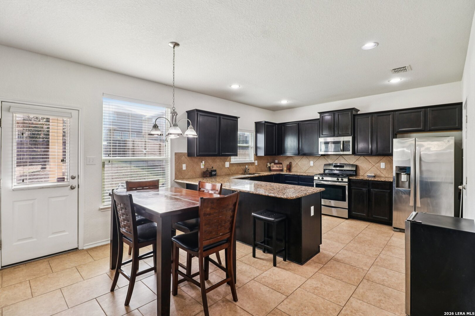 7018 Plains