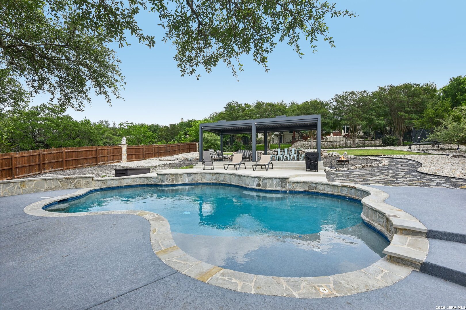 726 Ridge