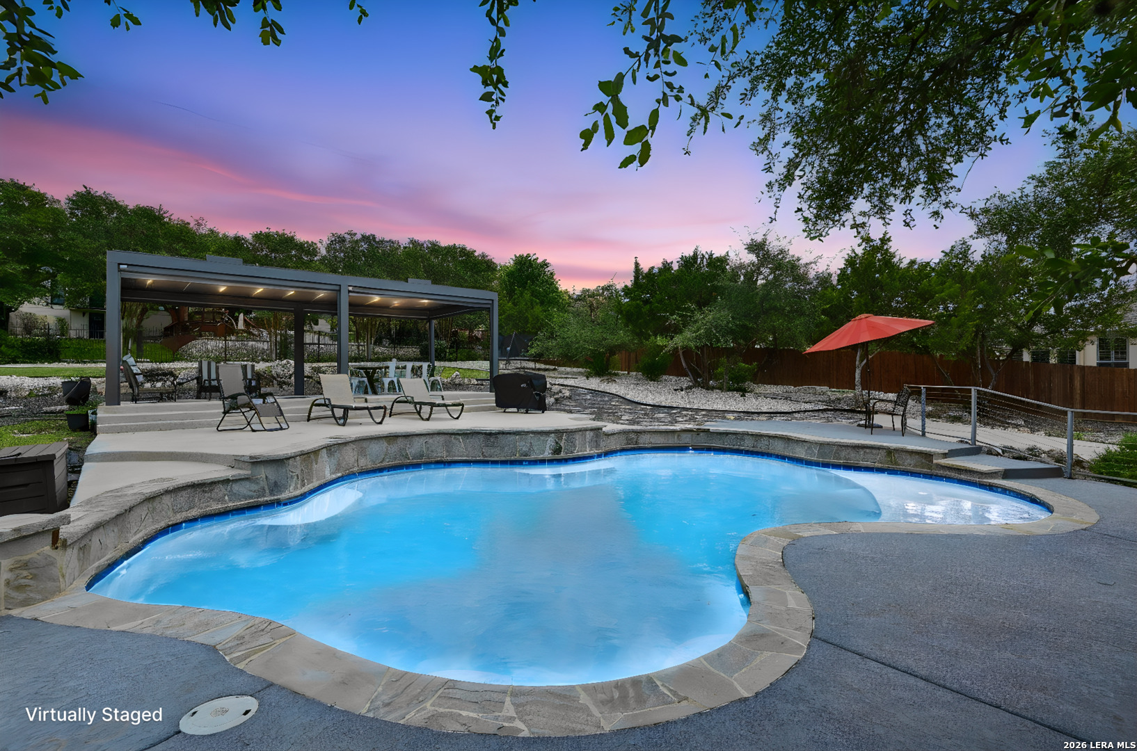 726 Ridge