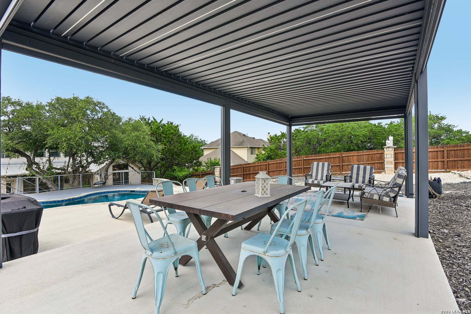 726 Ridge