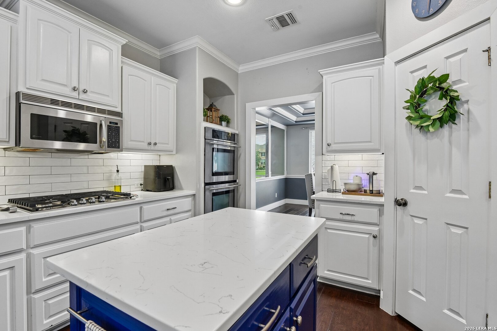 726 Ridge