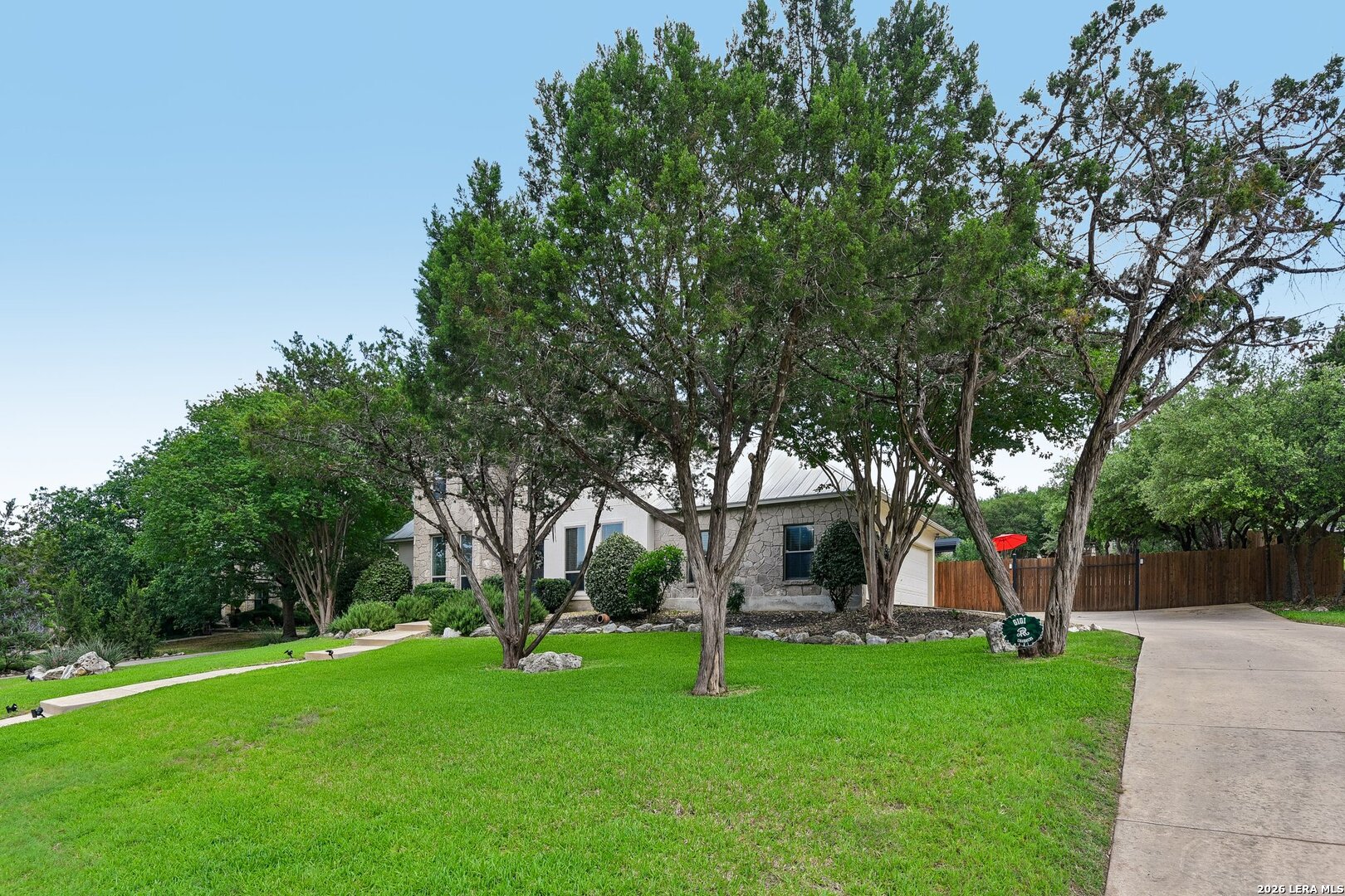 726 Ridge