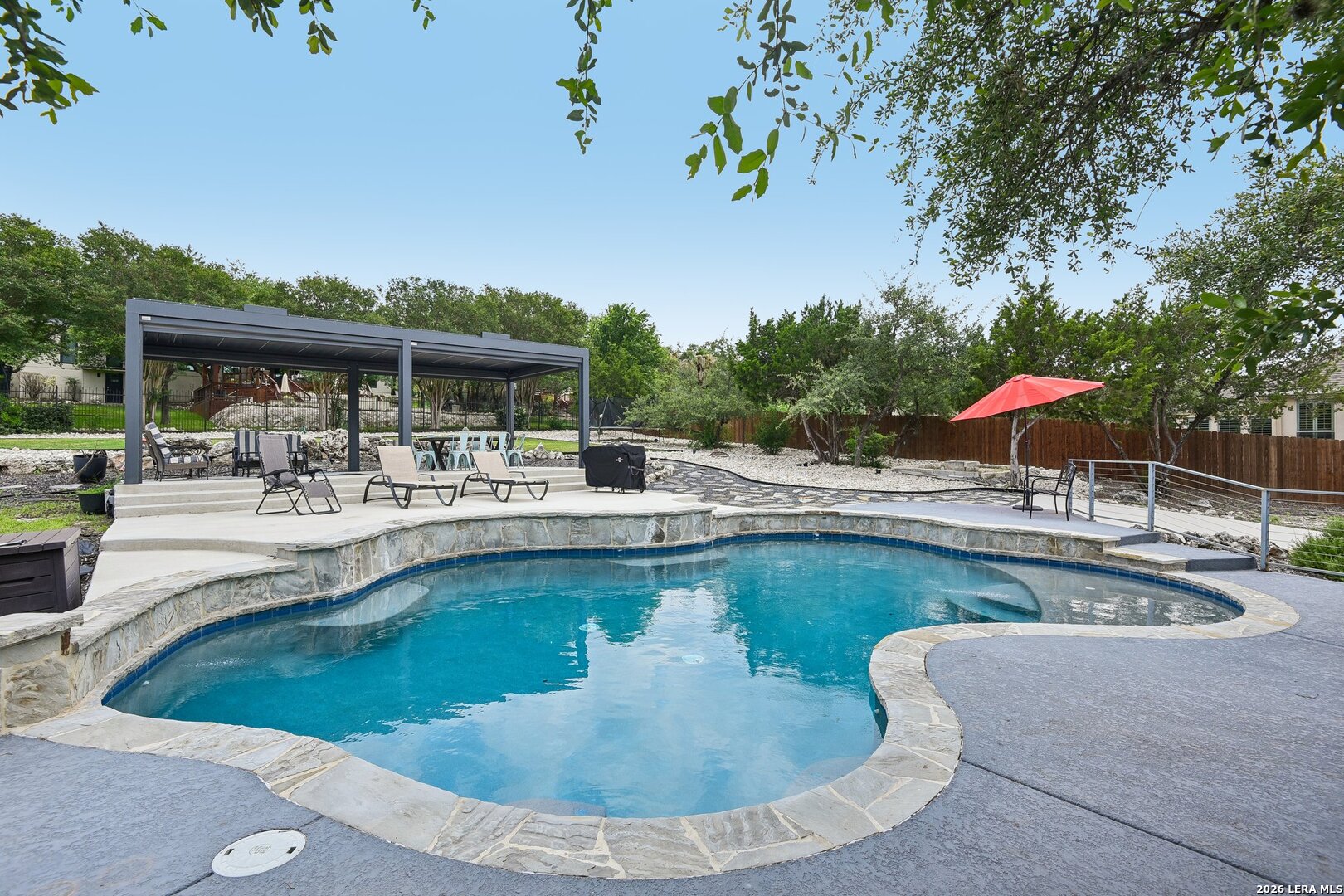 726 Ridge