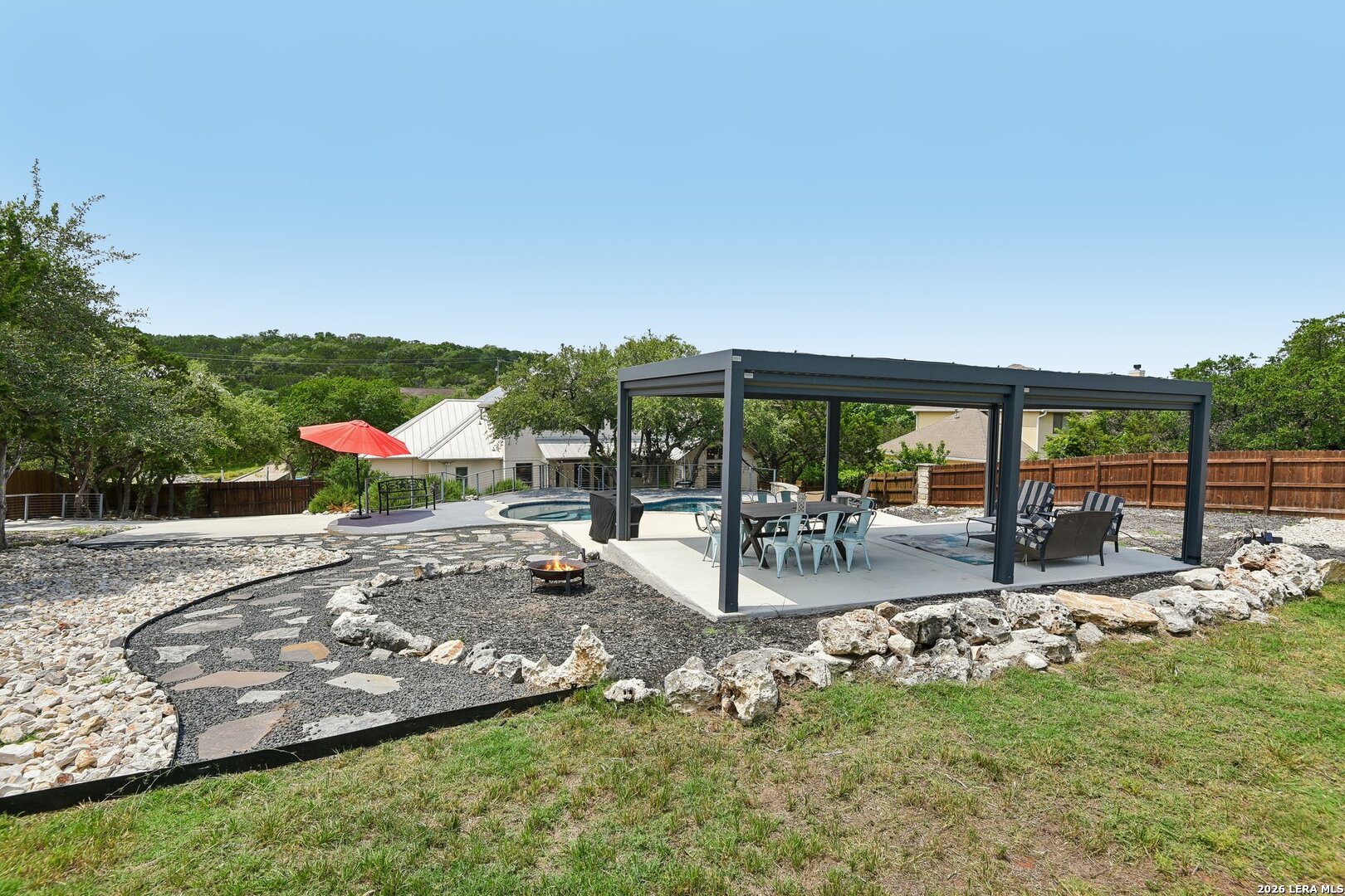 726 Ridge