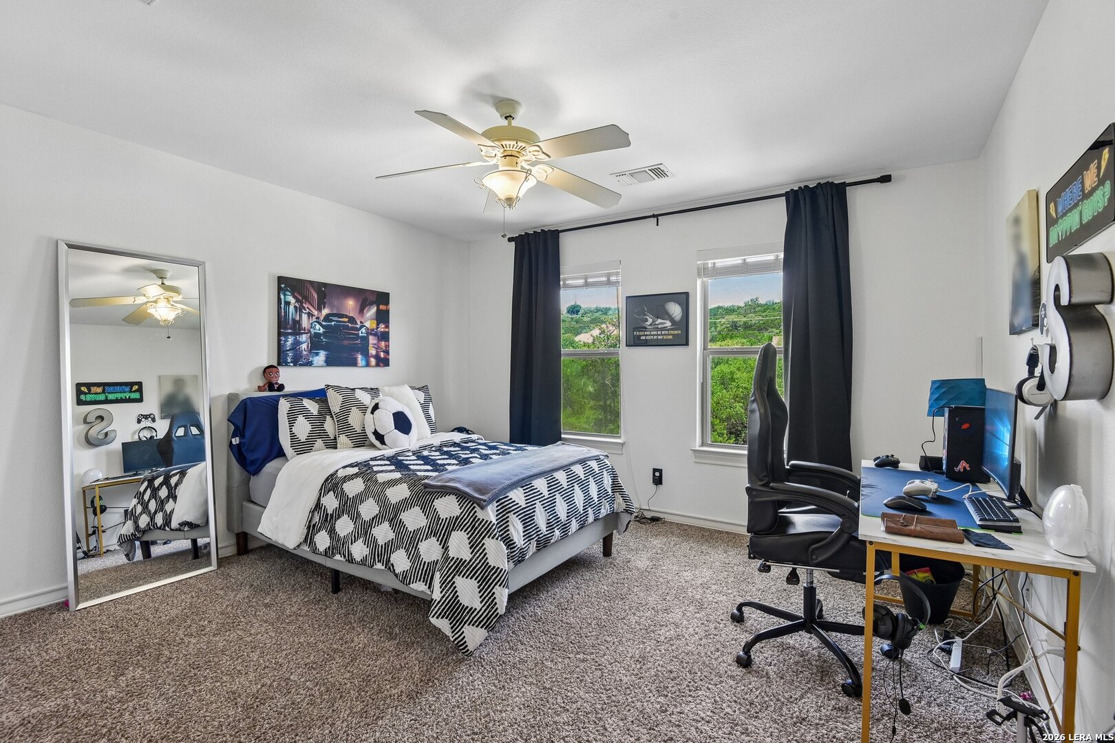 726 Ridge