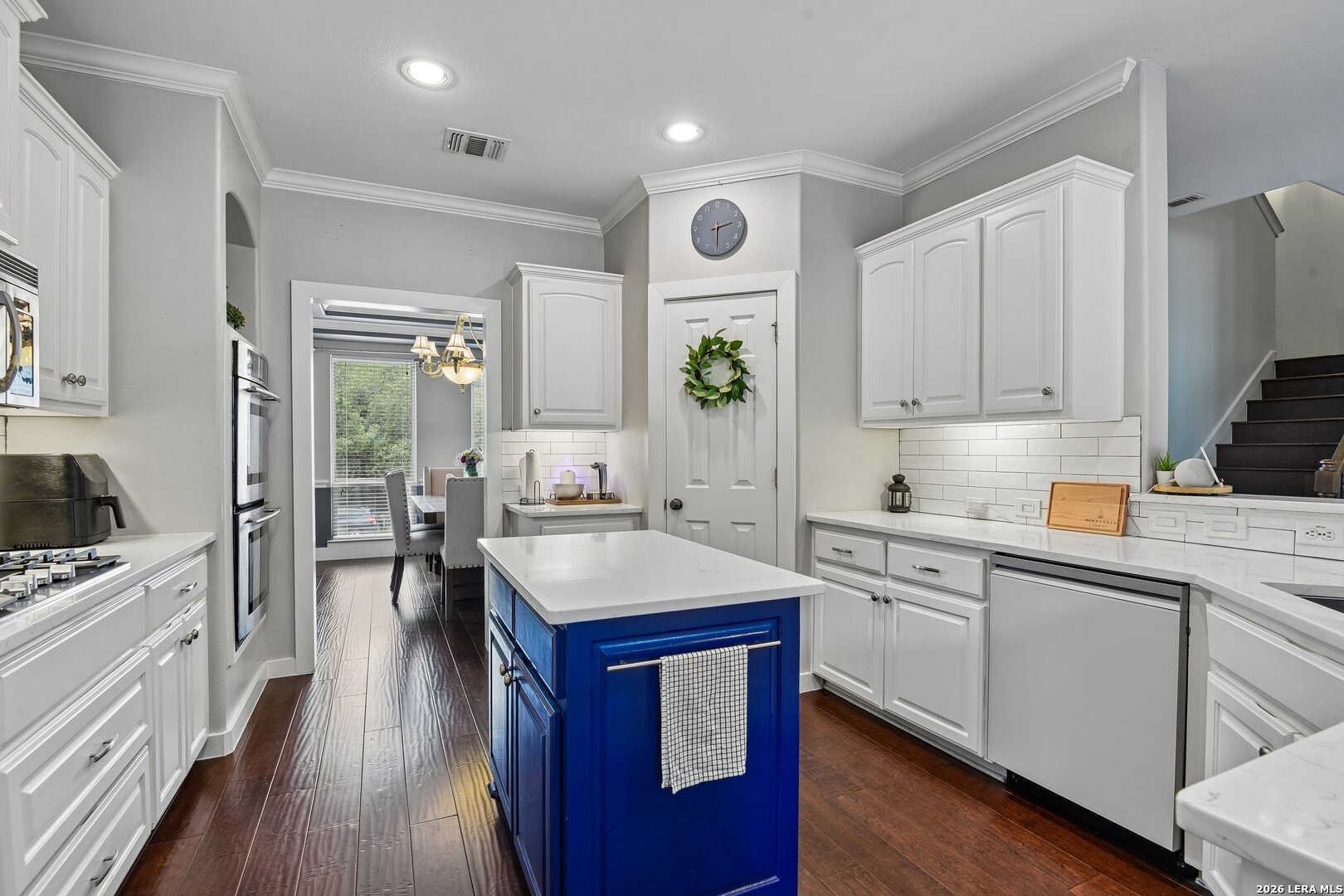 726 Ridge