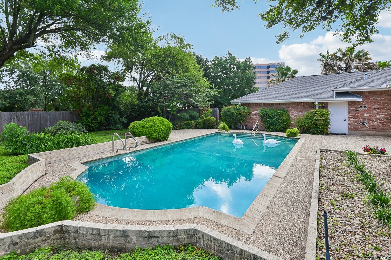 211 CHATTINGTON CT