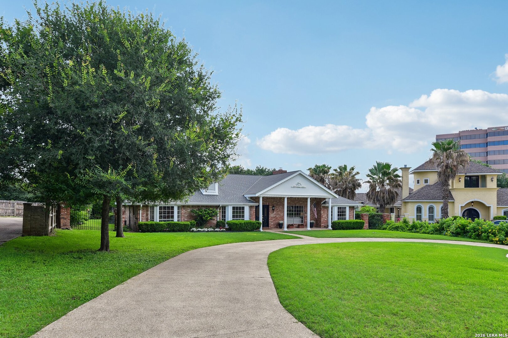 211 CHATTINGTON CT