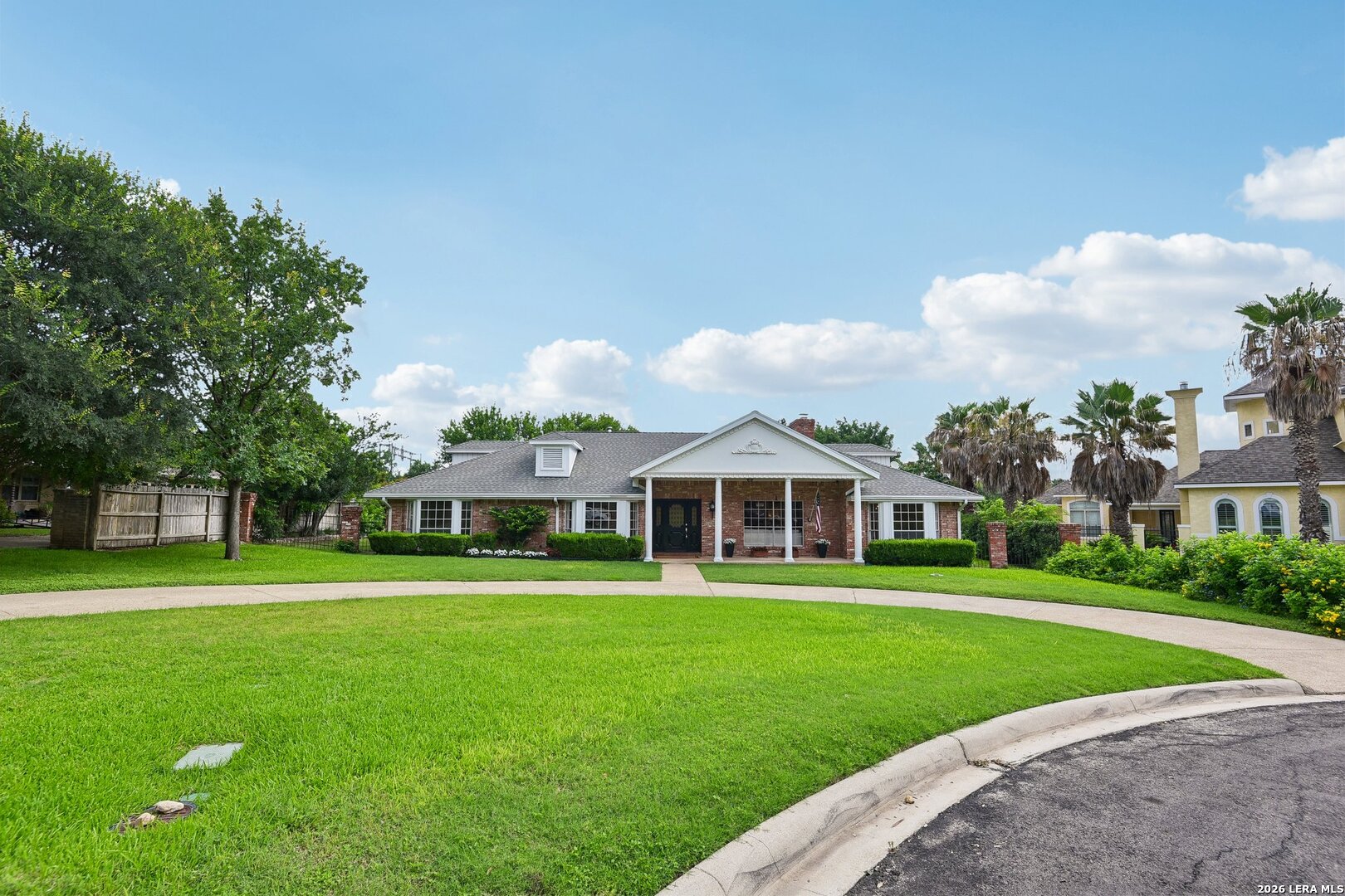 211 CHATTINGTON CT