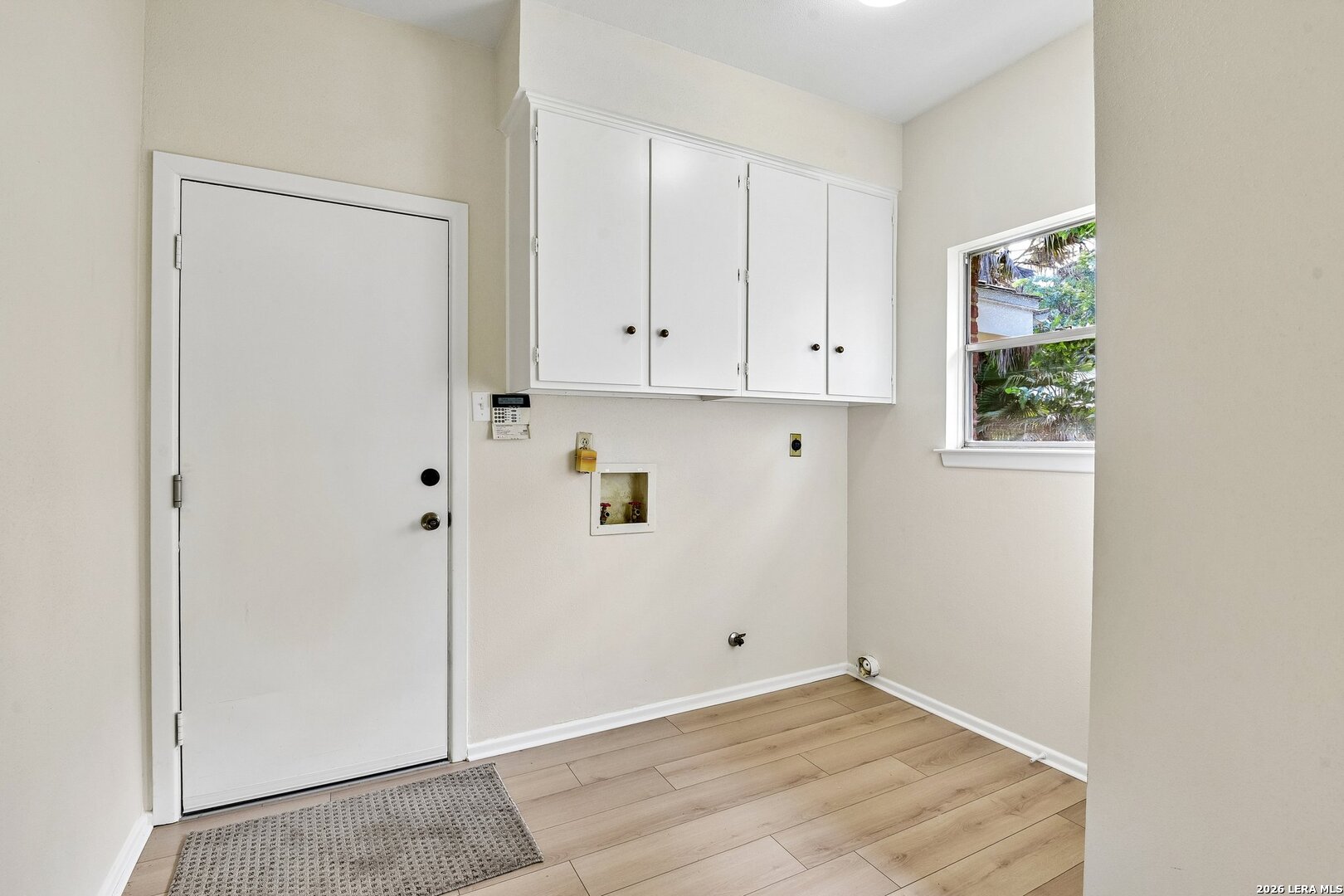 211 CHATTINGTON CT