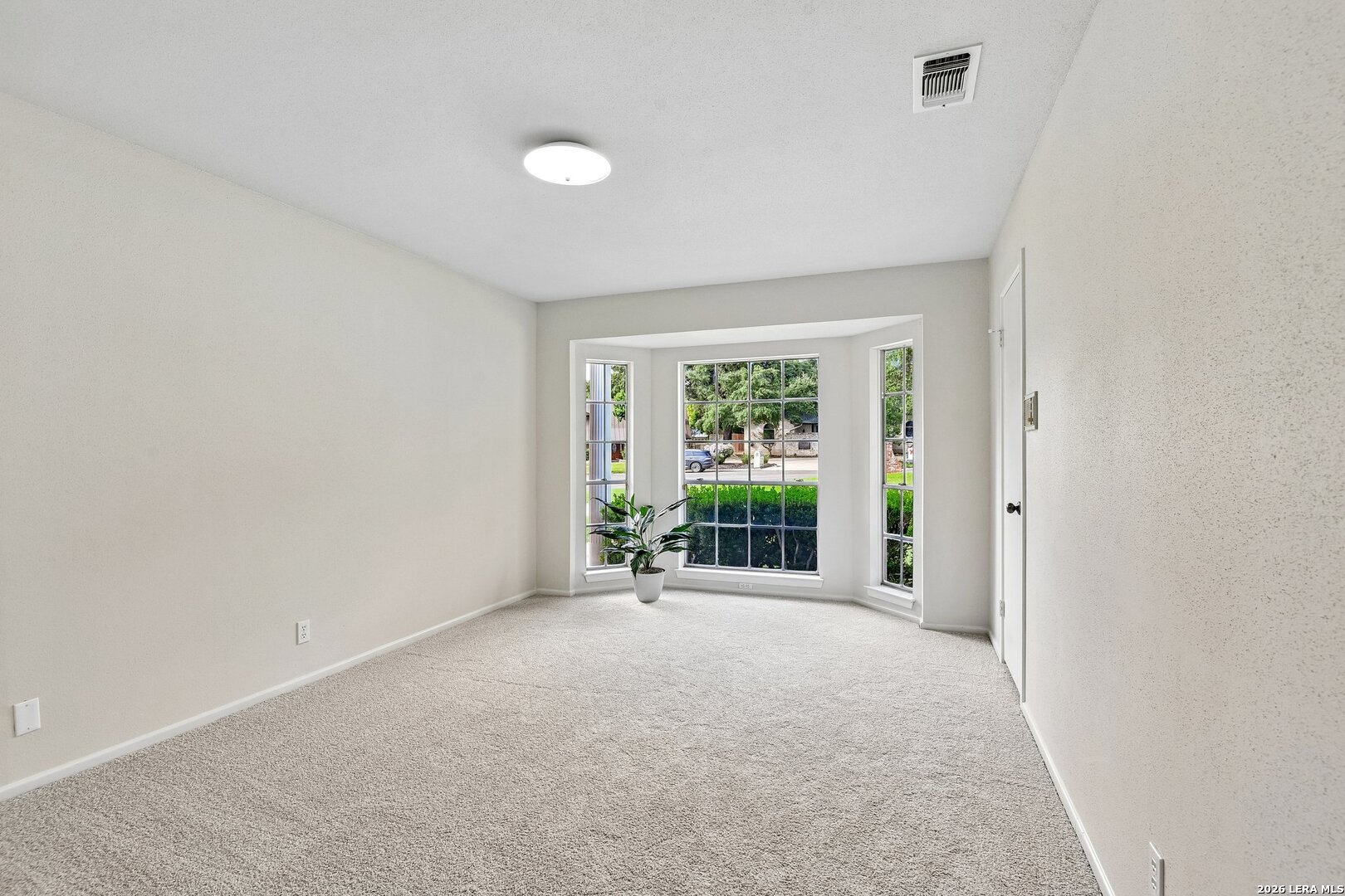 211 CHATTINGTON CT