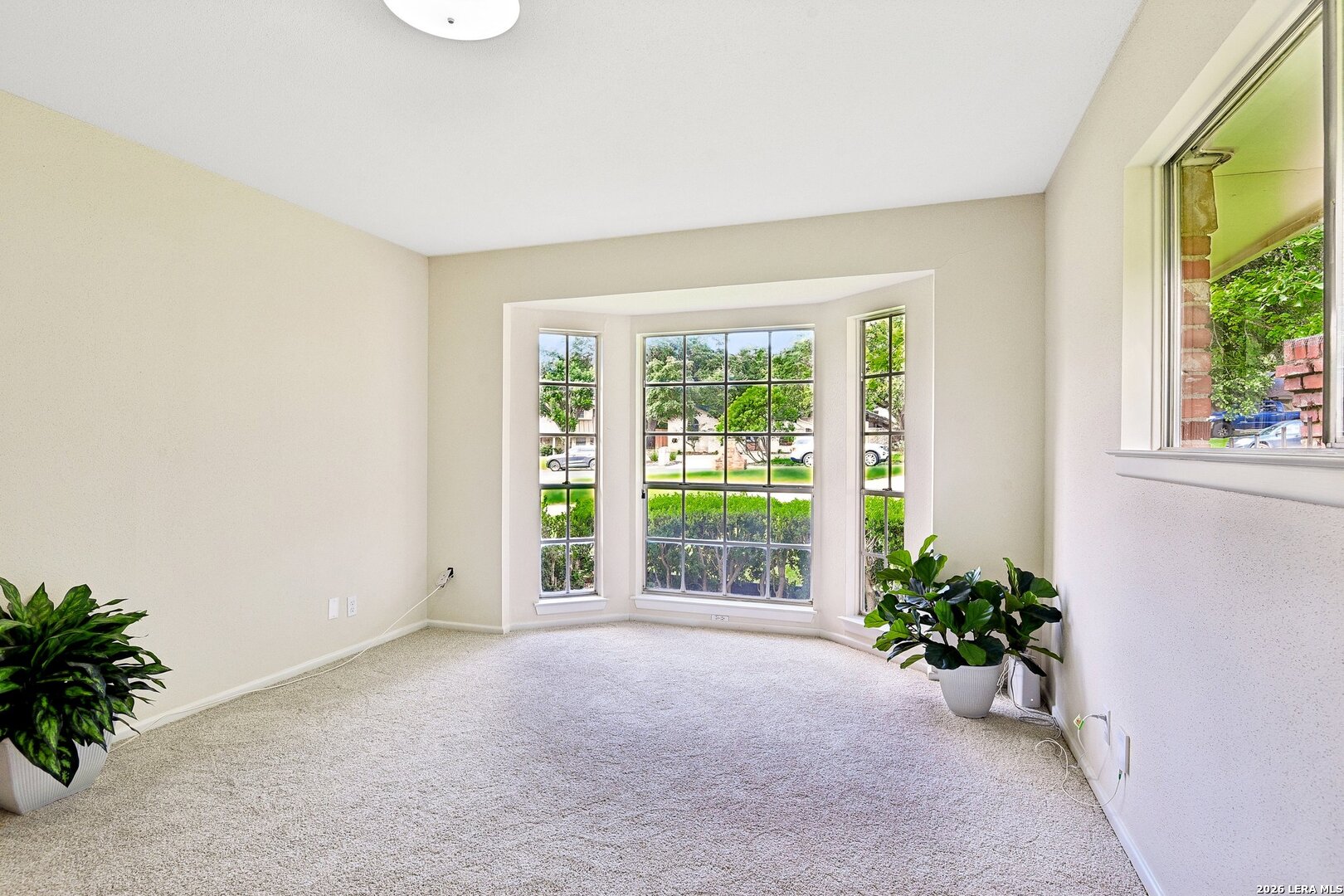 211 CHATTINGTON CT