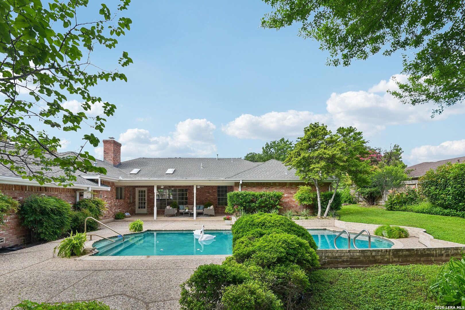 211 CHATTINGTON CT
