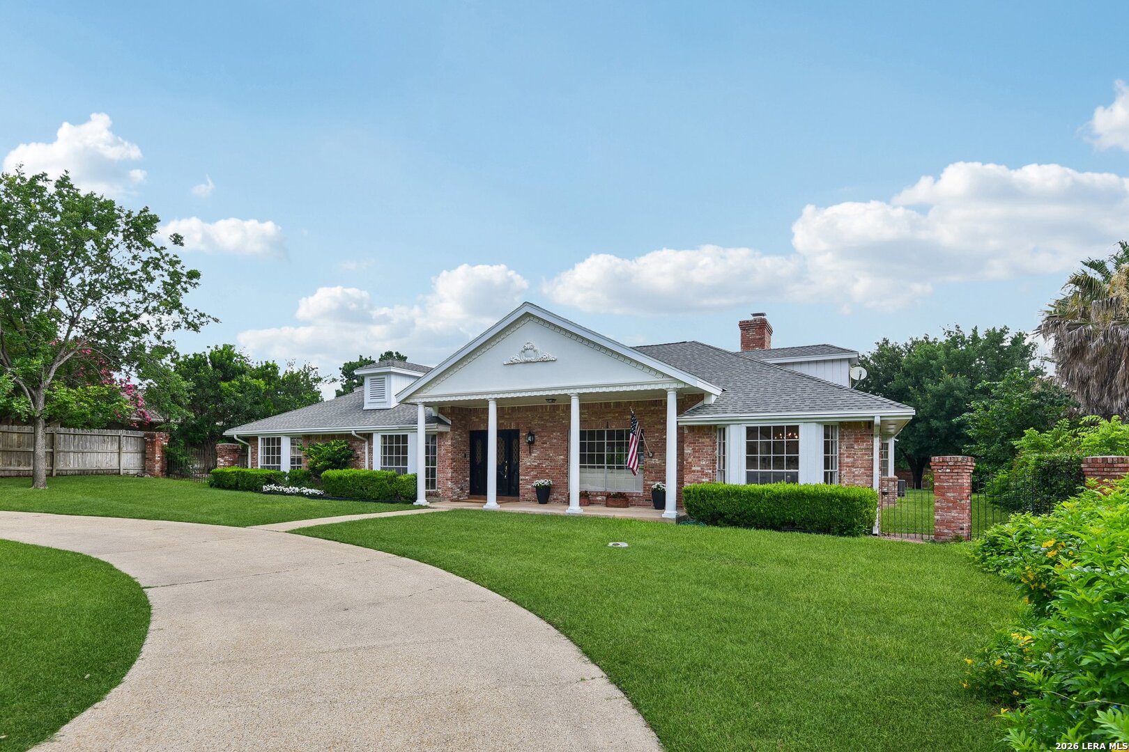211 CHATTINGTON CT