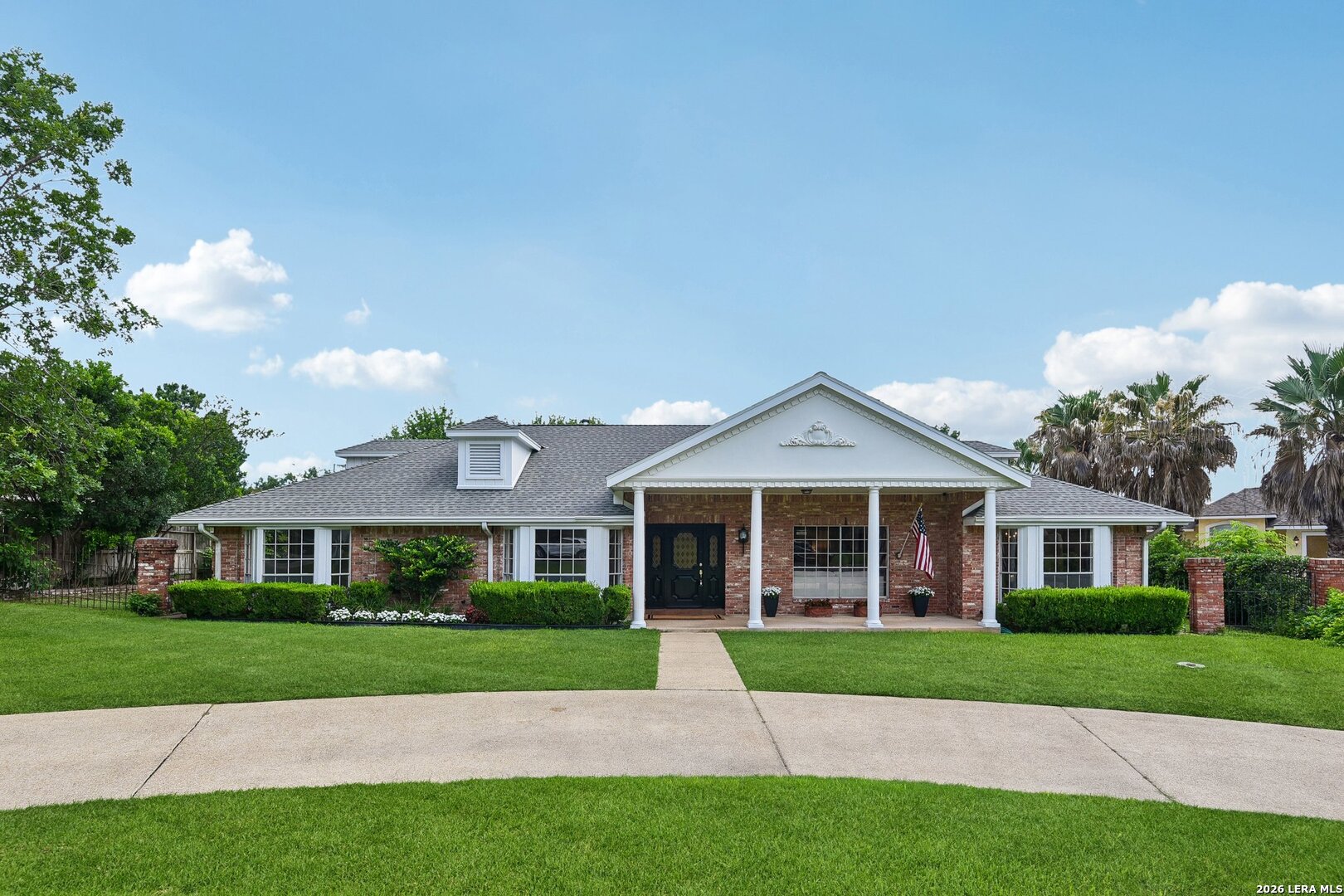 211 CHATTINGTON CT