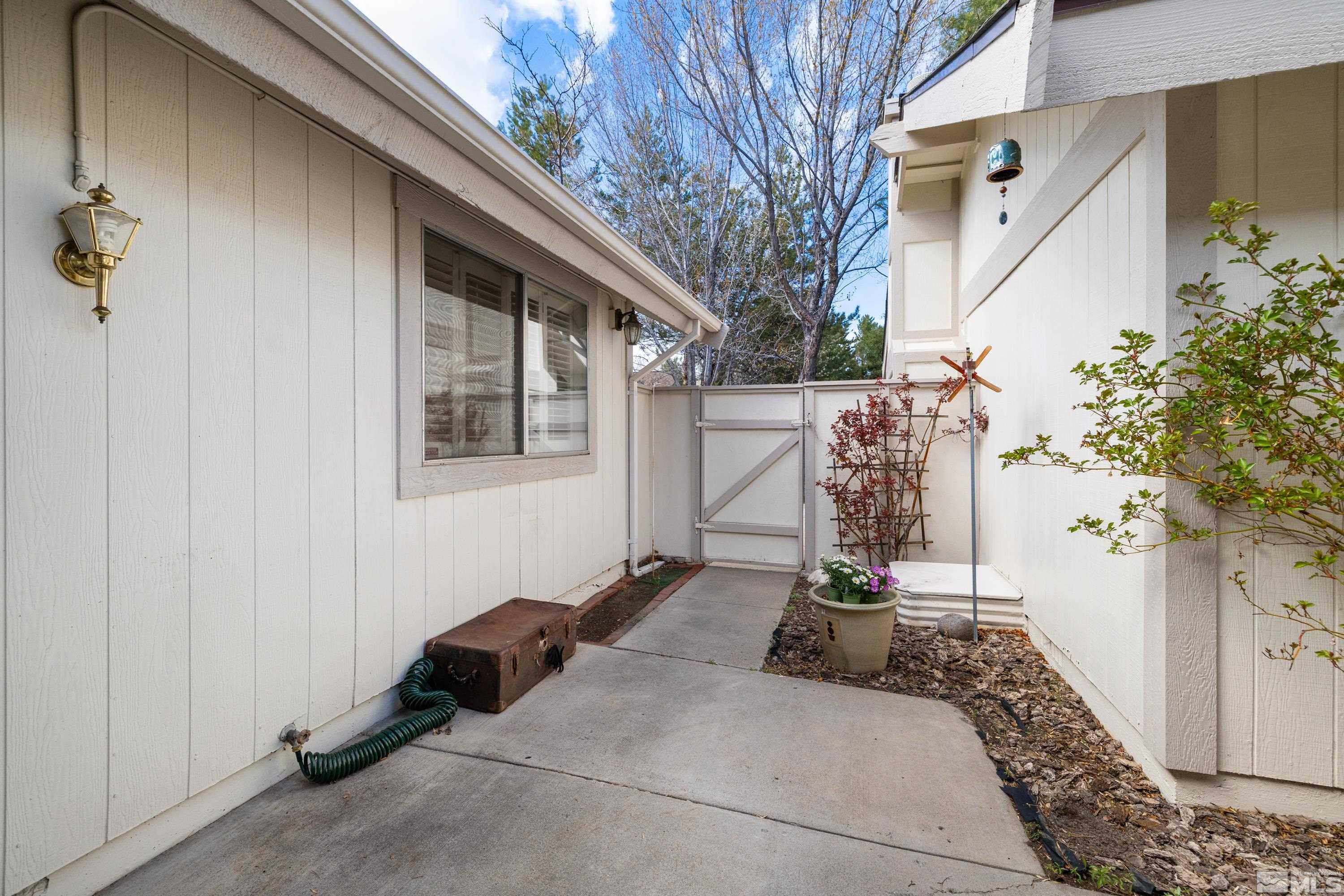 1159 Wagon Wheel Circle