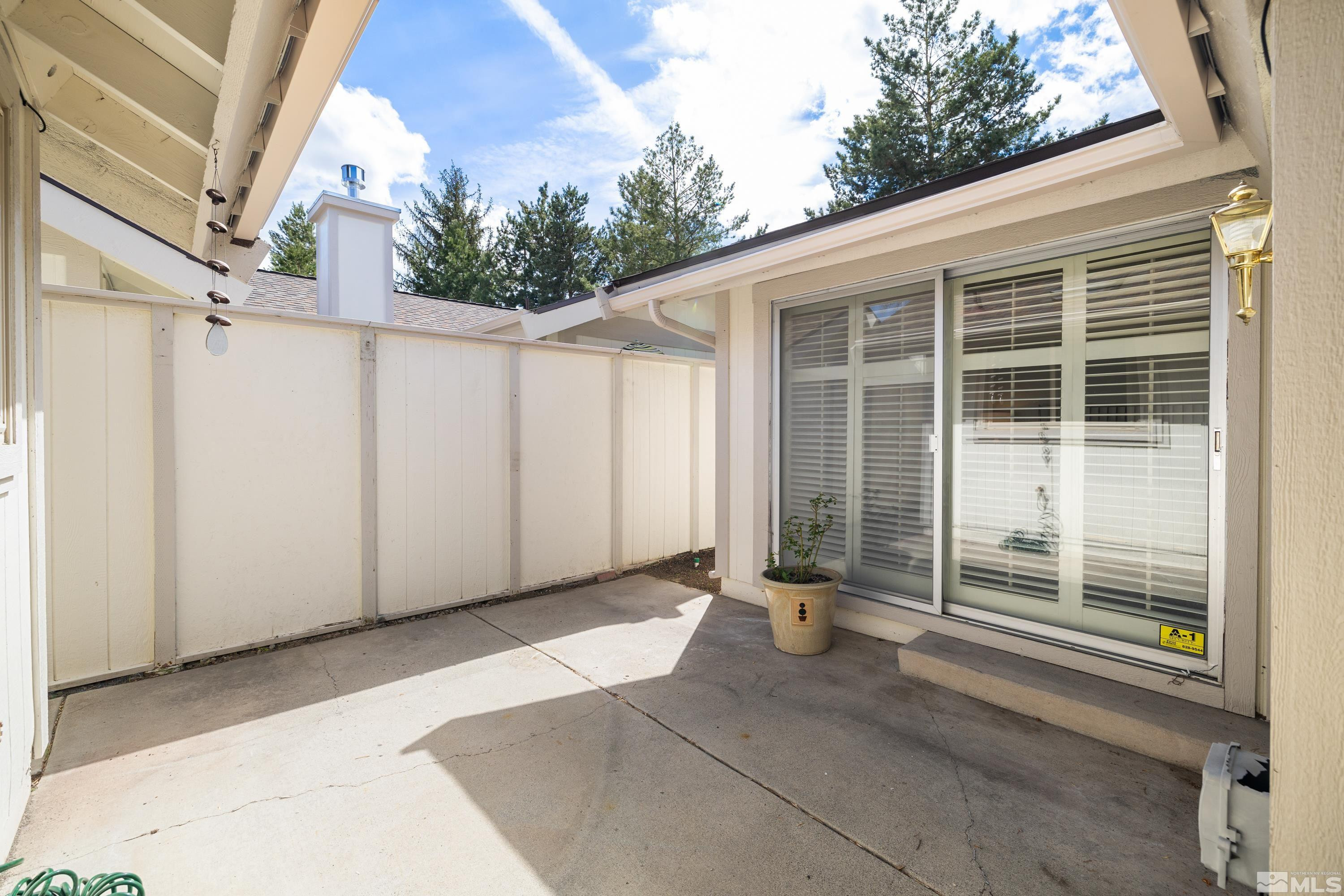 1159 Wagon Wheel Circle