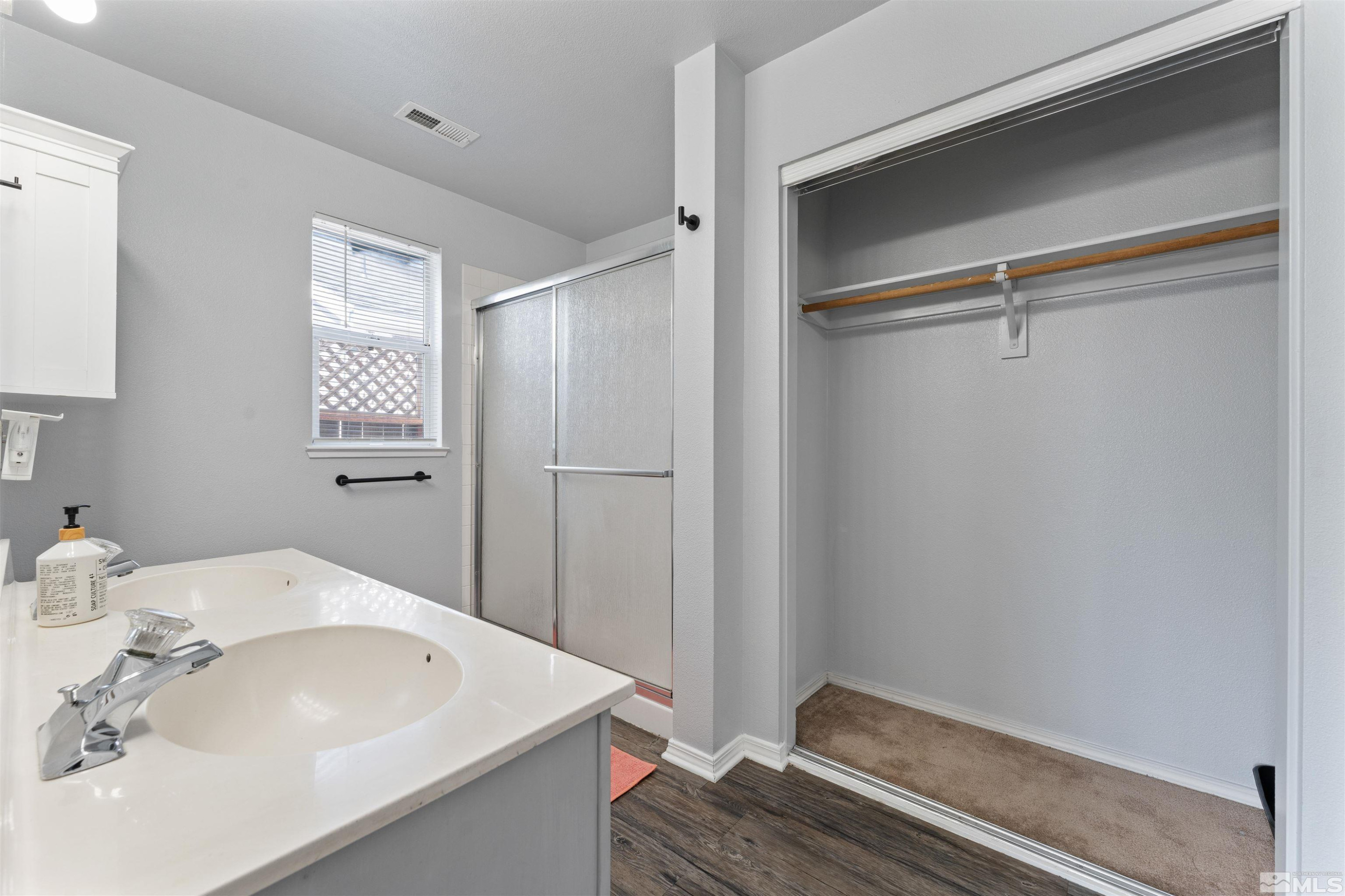 3135 Winter Rose Circle