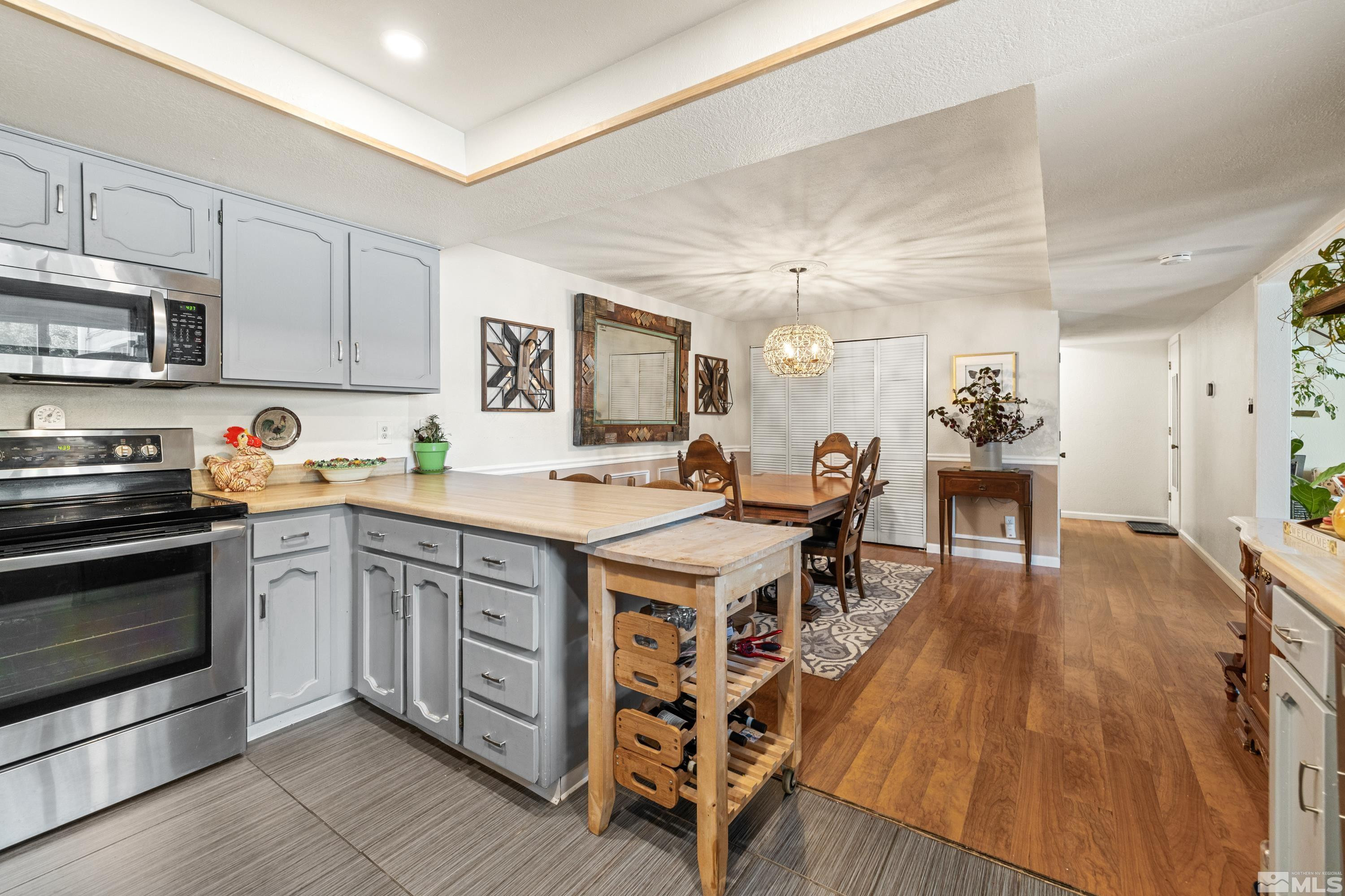 7568 Cumberland Circle