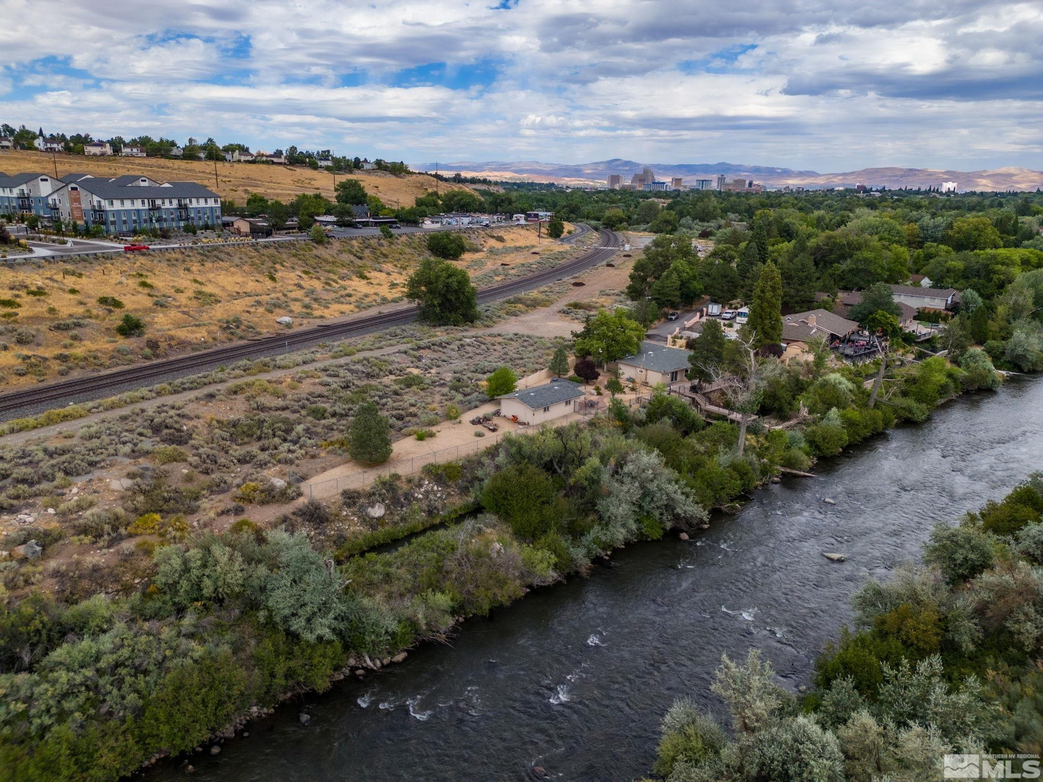 4290 Truckee River Trail