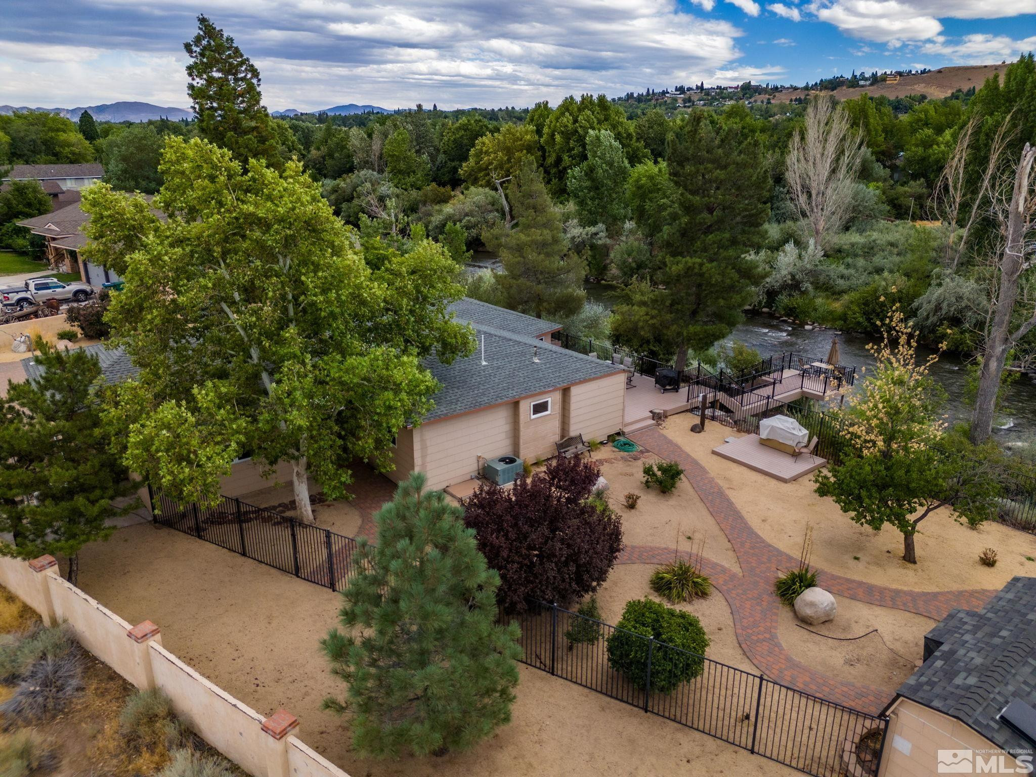 4290 Truckee River Trail