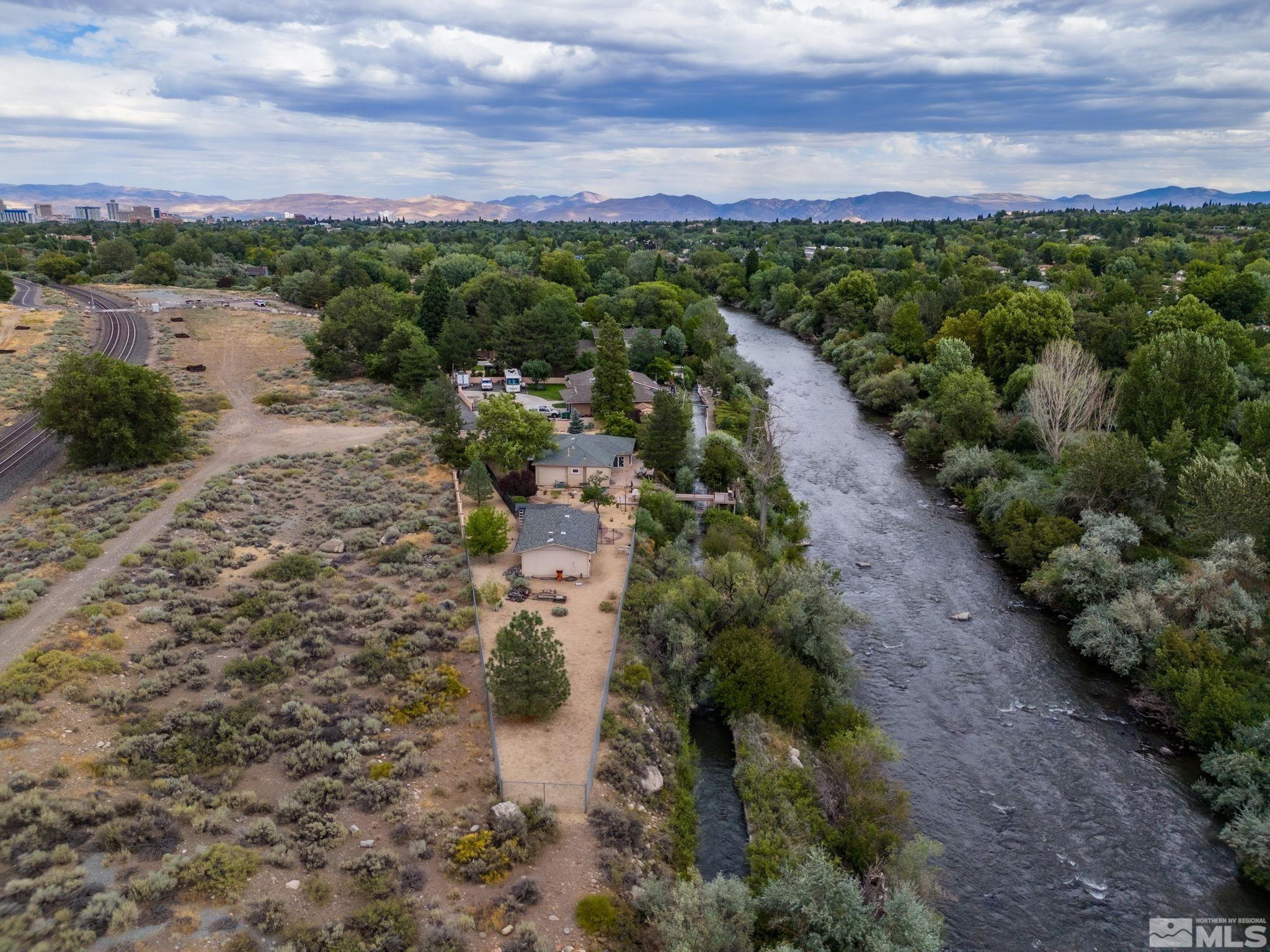4290 Truckee River Trail