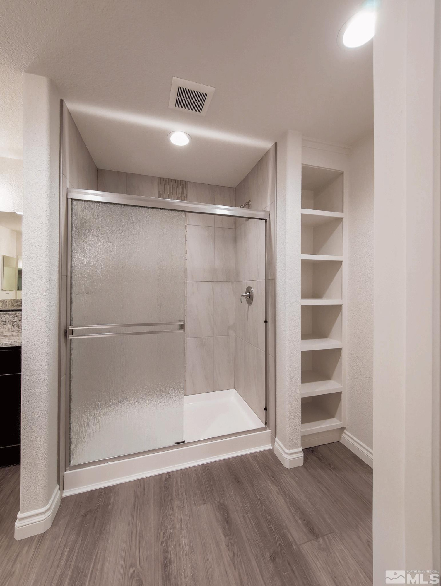 18661 Village Center Drive, 16