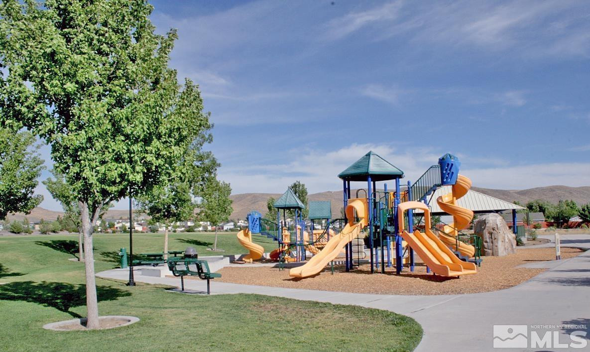 18661 Village Center Drive, 16