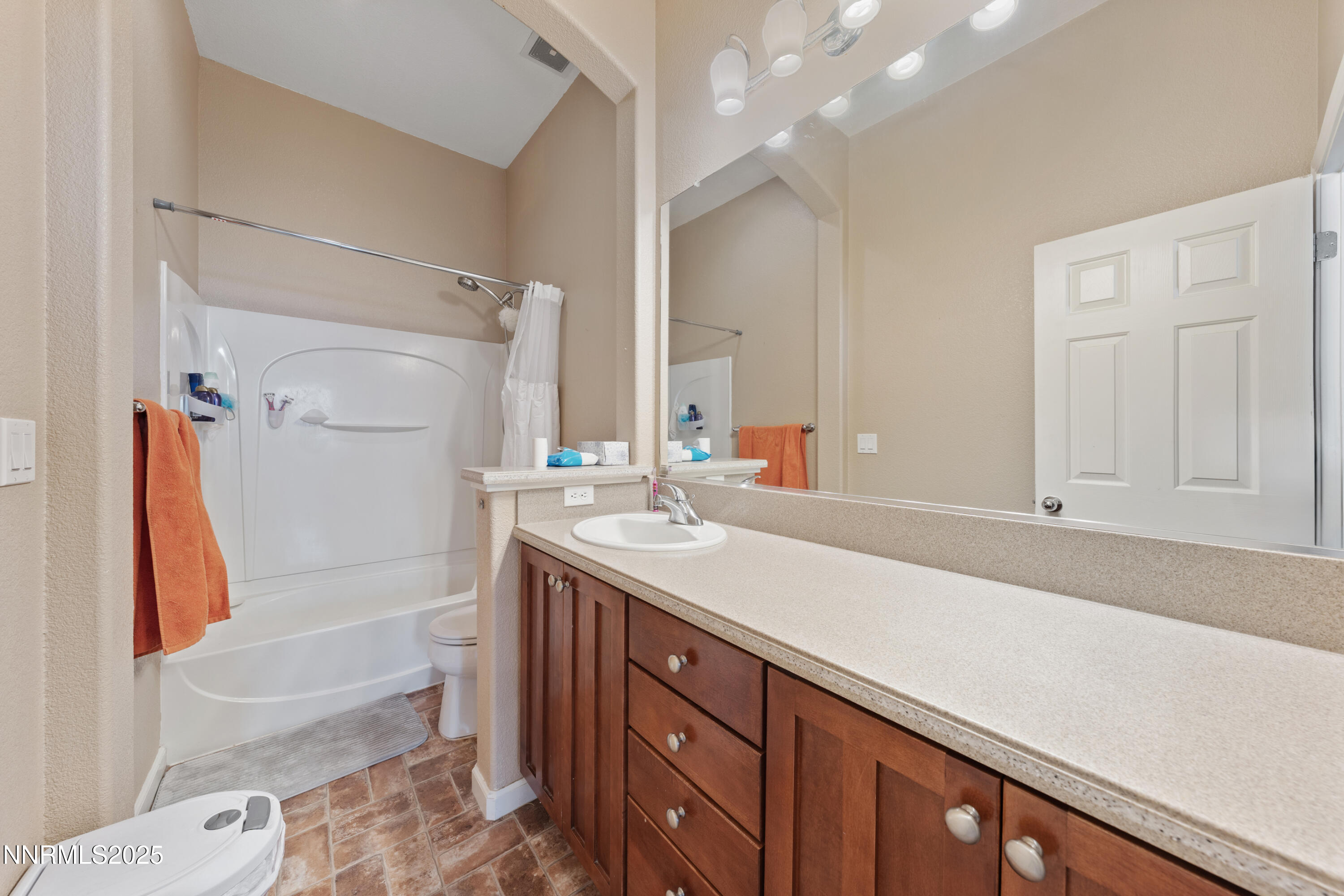 17745 Thunder River Drive