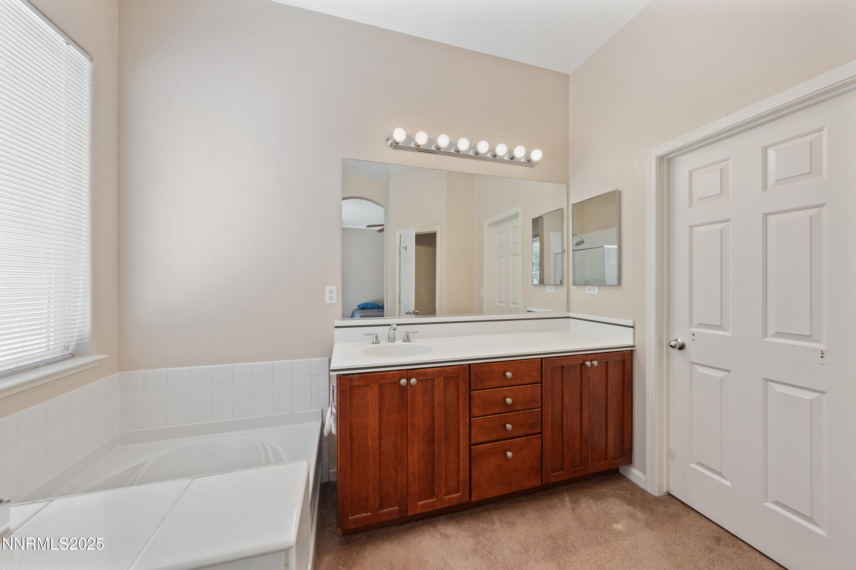 17745 Thunder River Drive