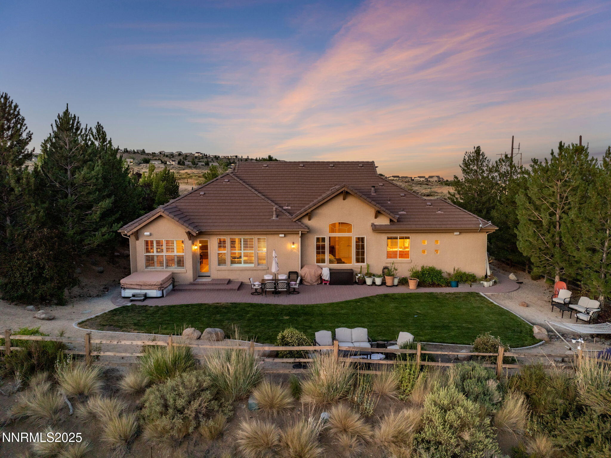 1885 Dakota Ridge Trail