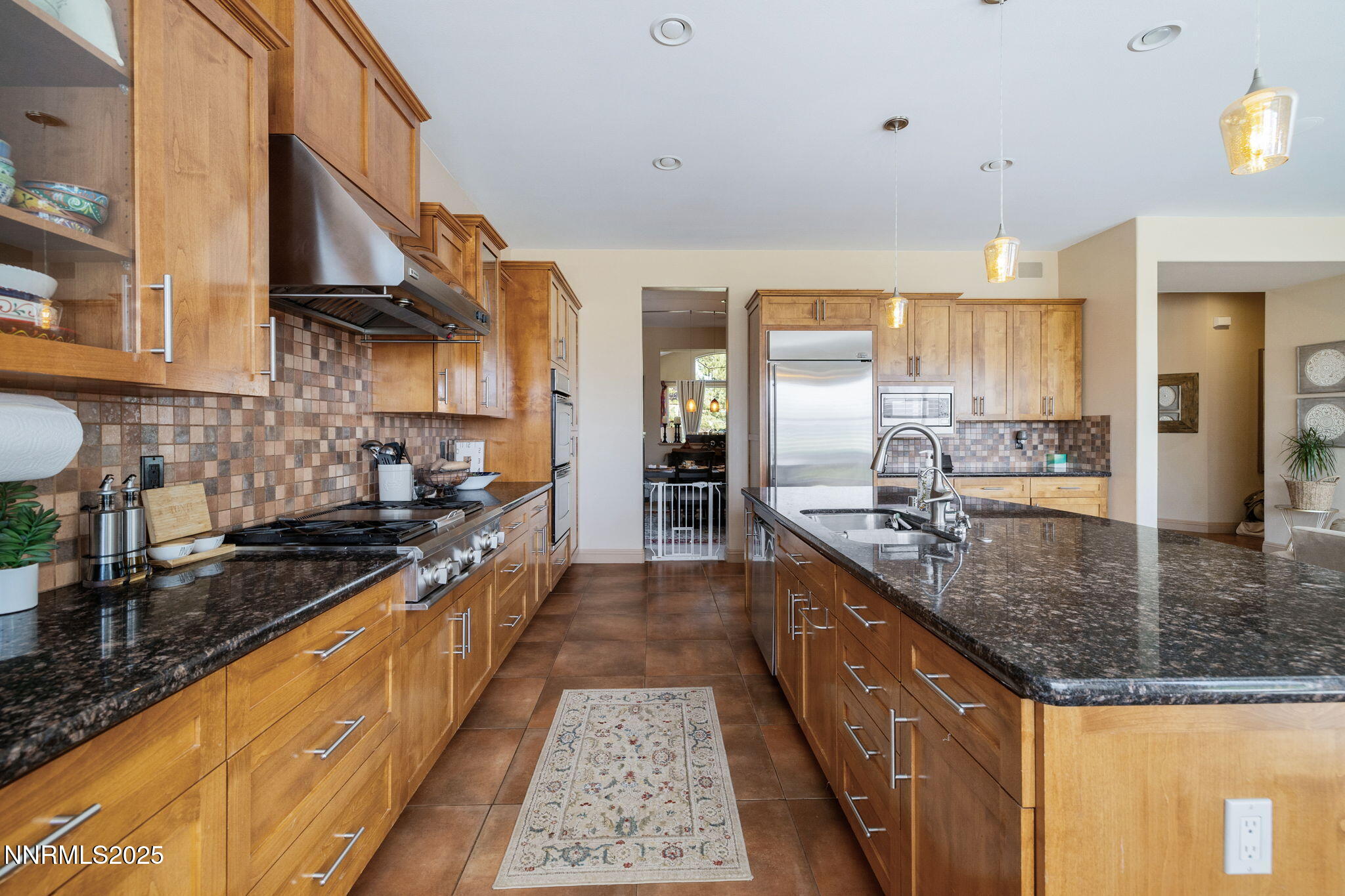 1885 Dakota Ridge Trail