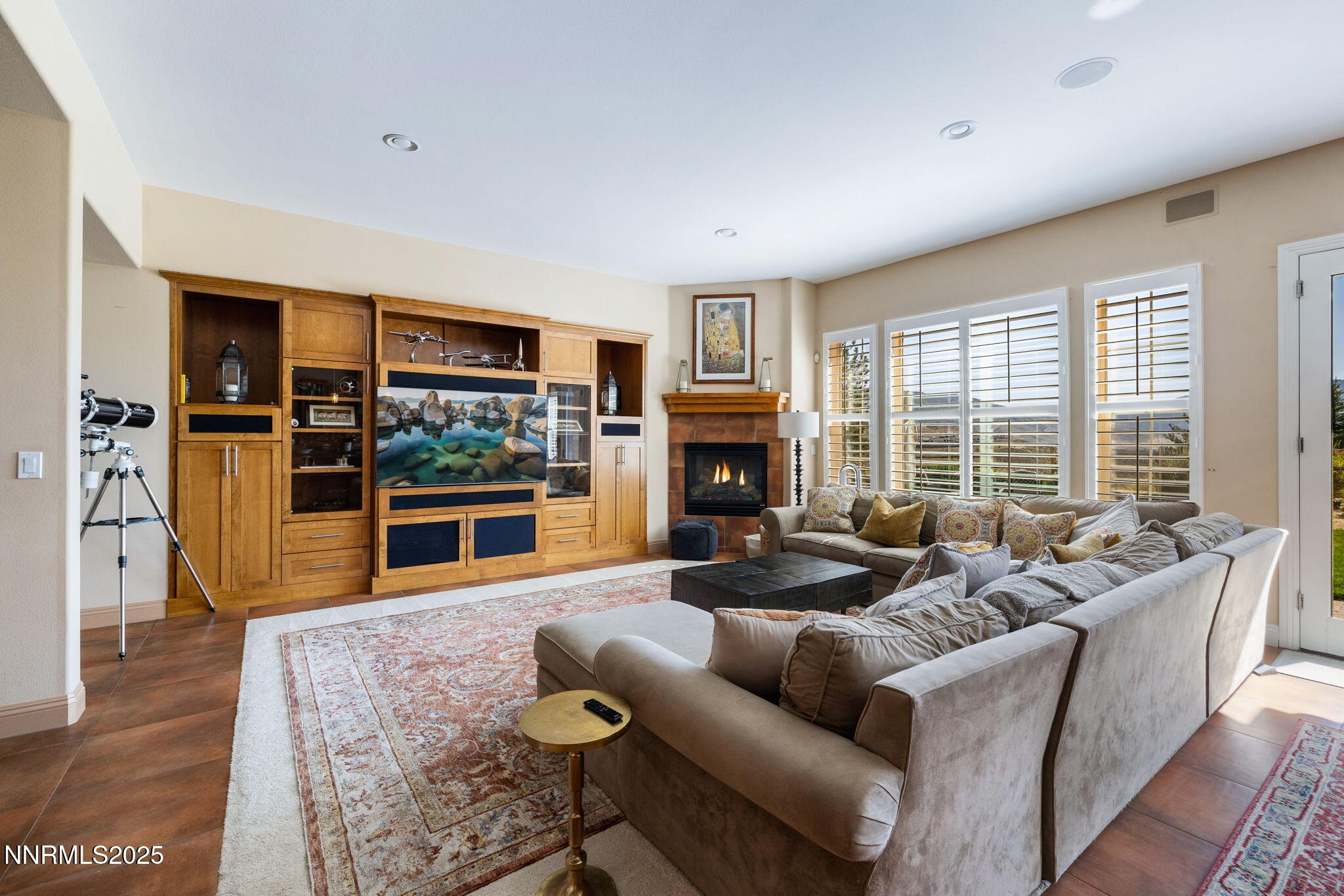 1885 Dakota Ridge Trail