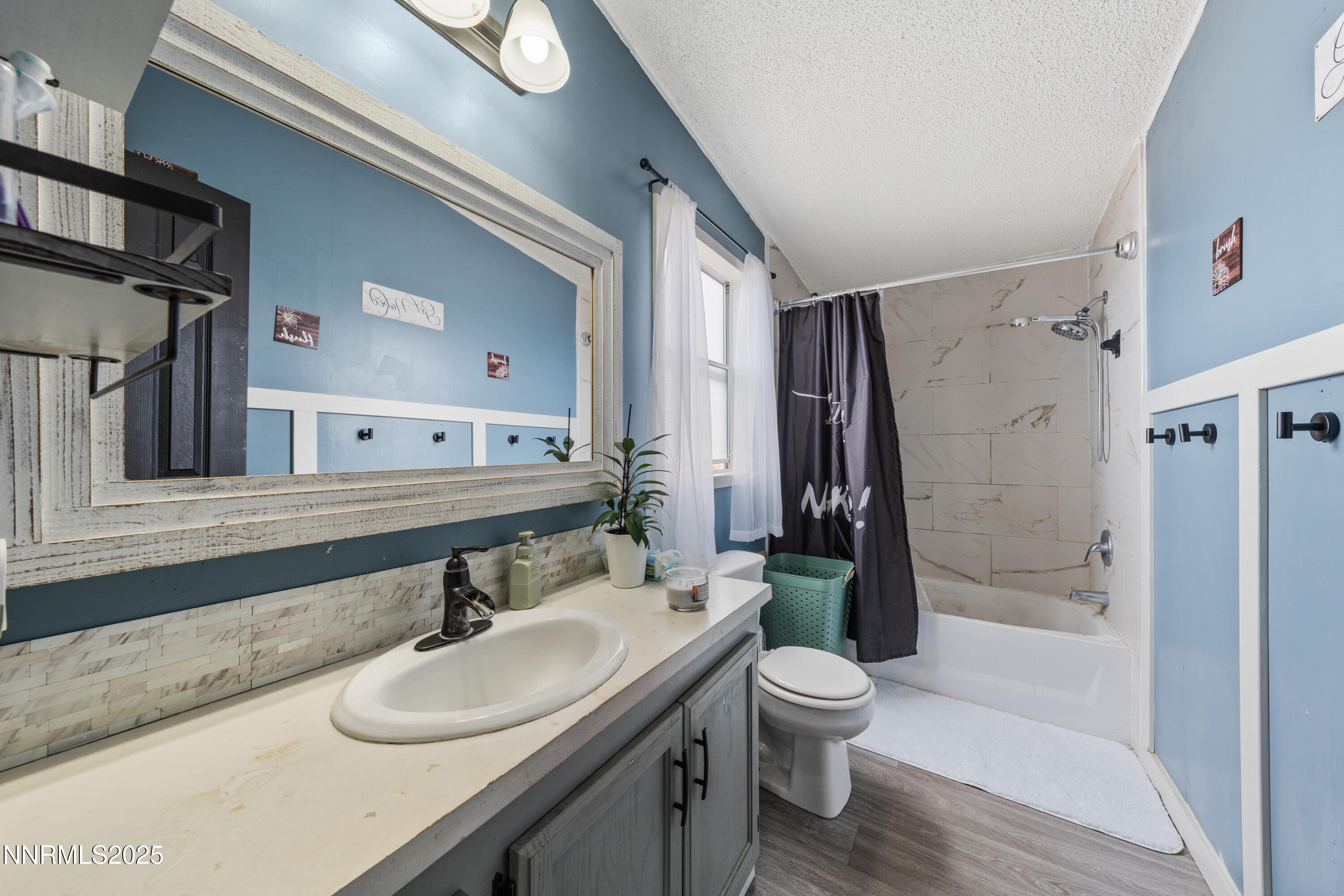 2975 Winnemucca Street