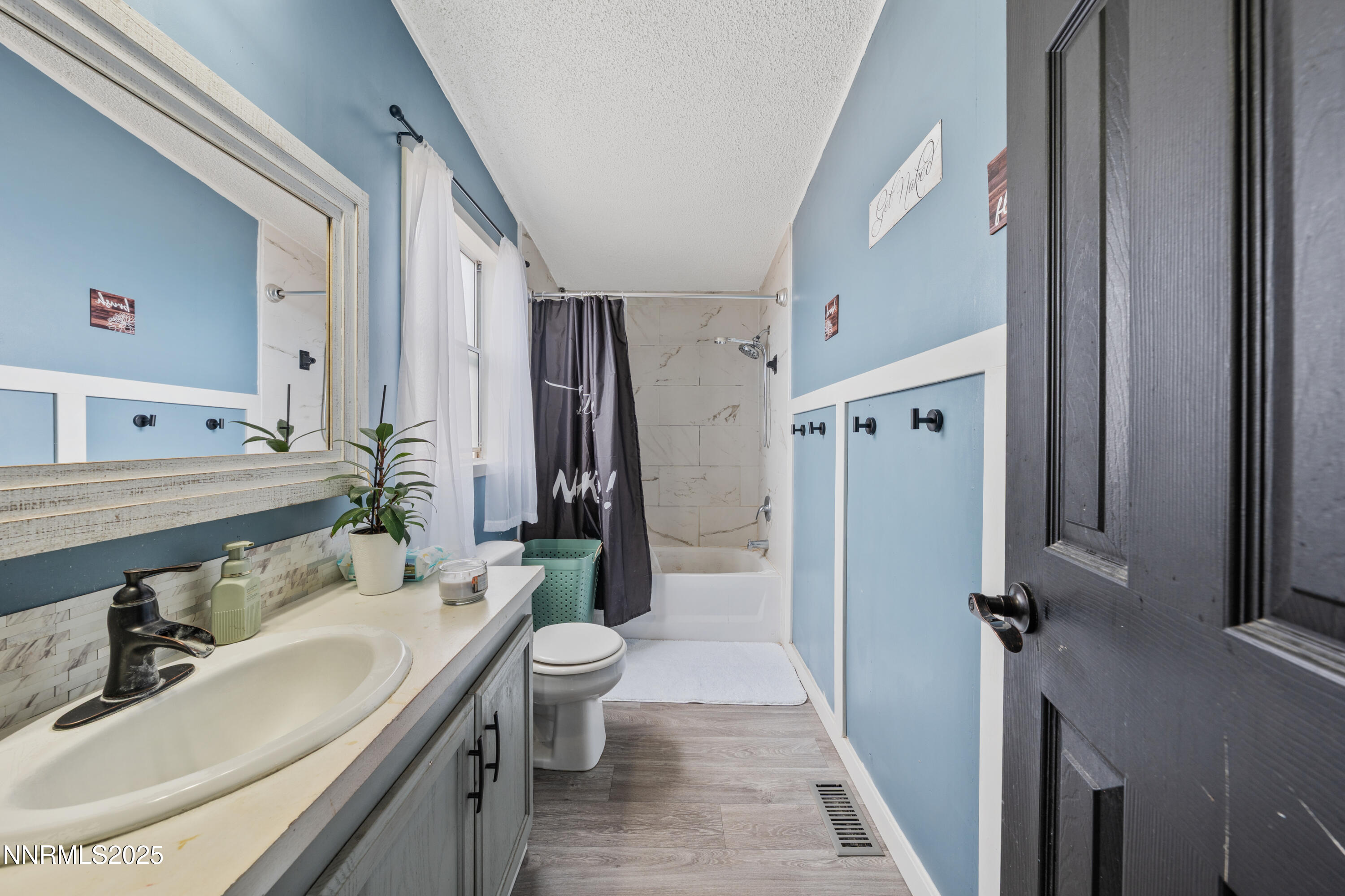 2975 Winnemucca Street