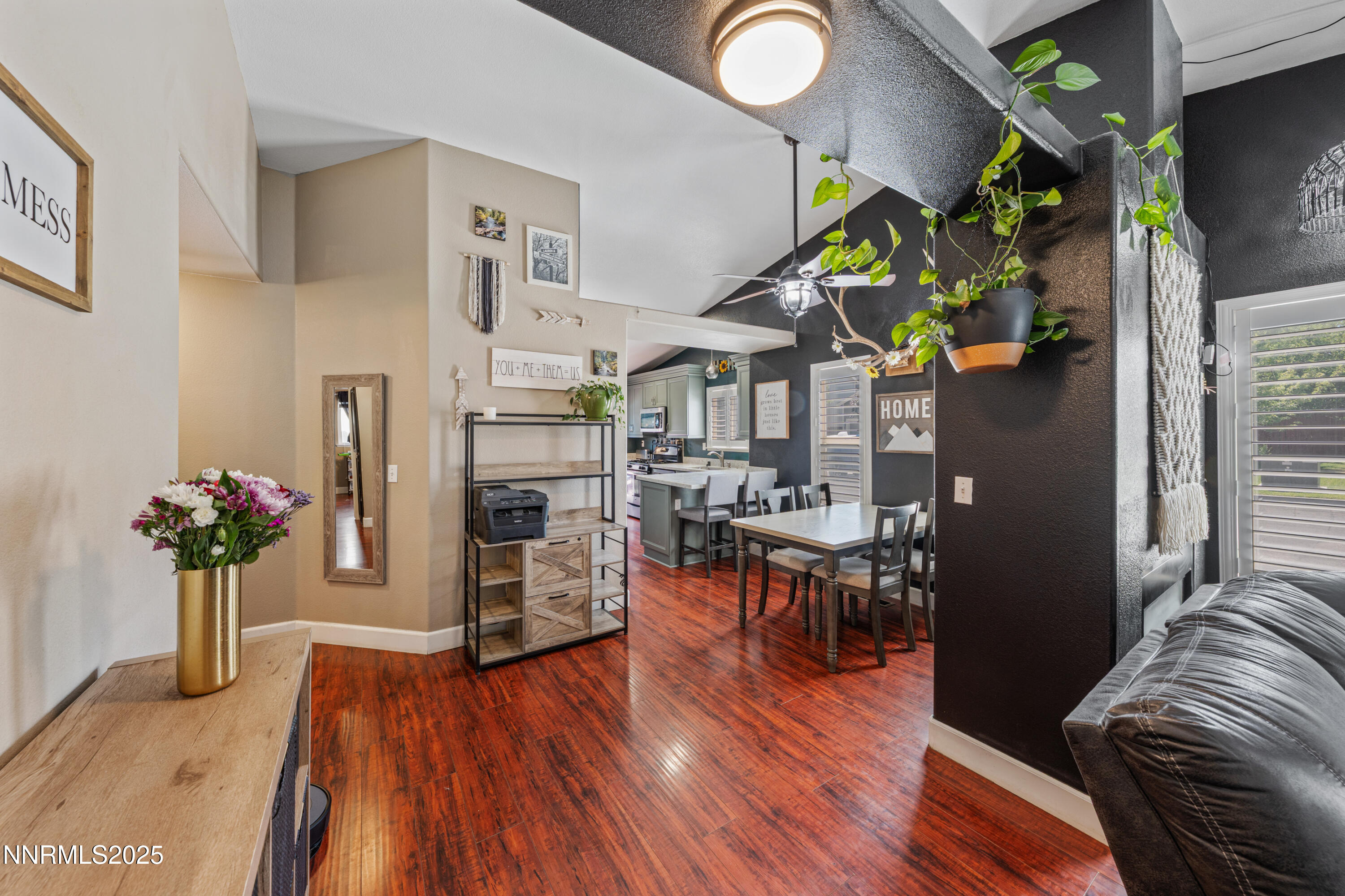 6576 Wassuk Ridge Road